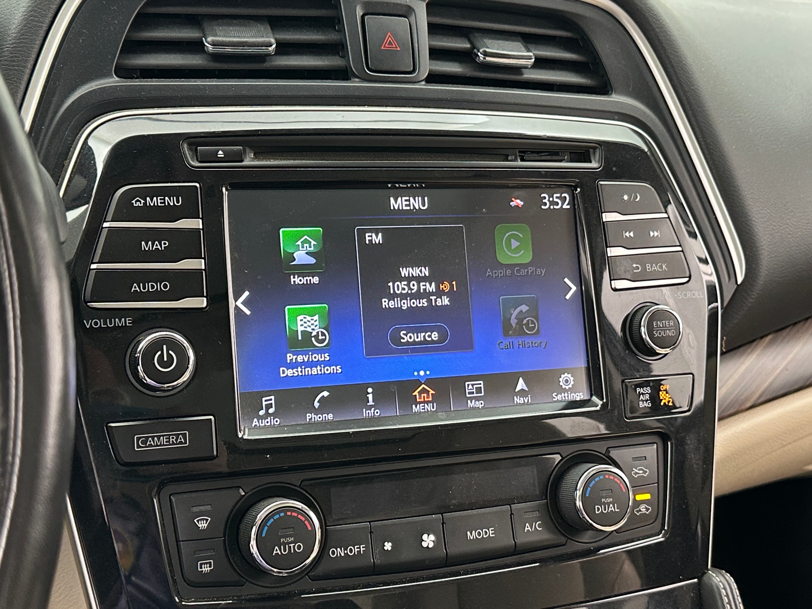 Thumbnail: 2017 Nissan Maxima - 3