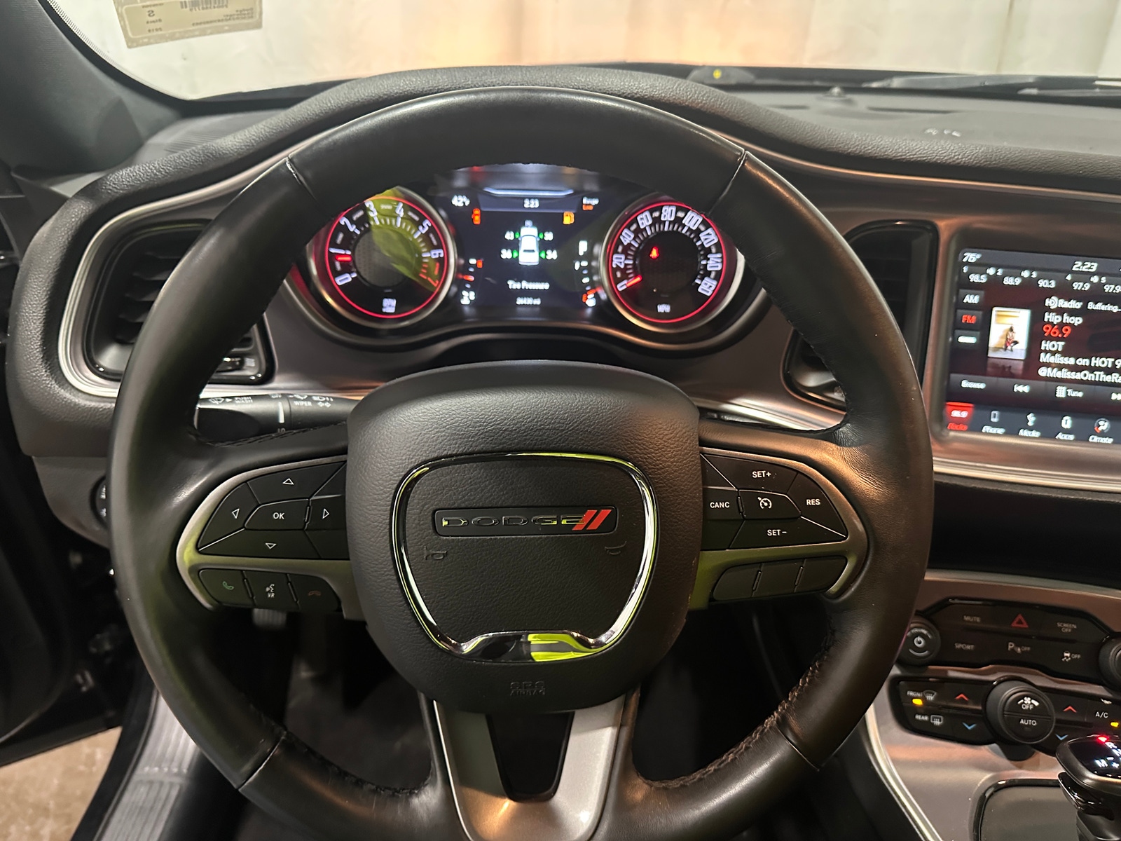 Thumbnail: 2019 Dodge Challenger - 3