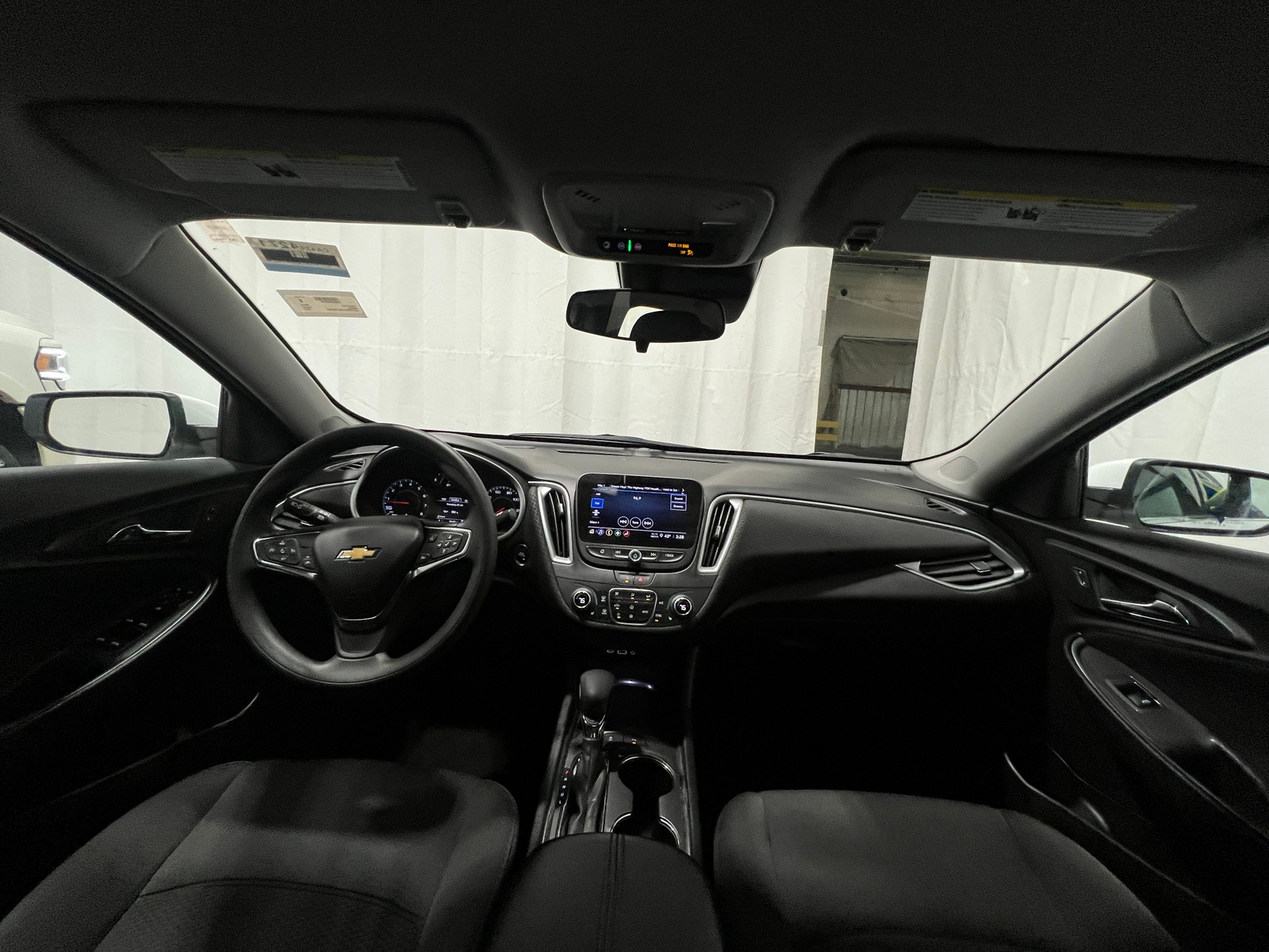 Thumbnail: 2024 Chevrolet Malibu - 3