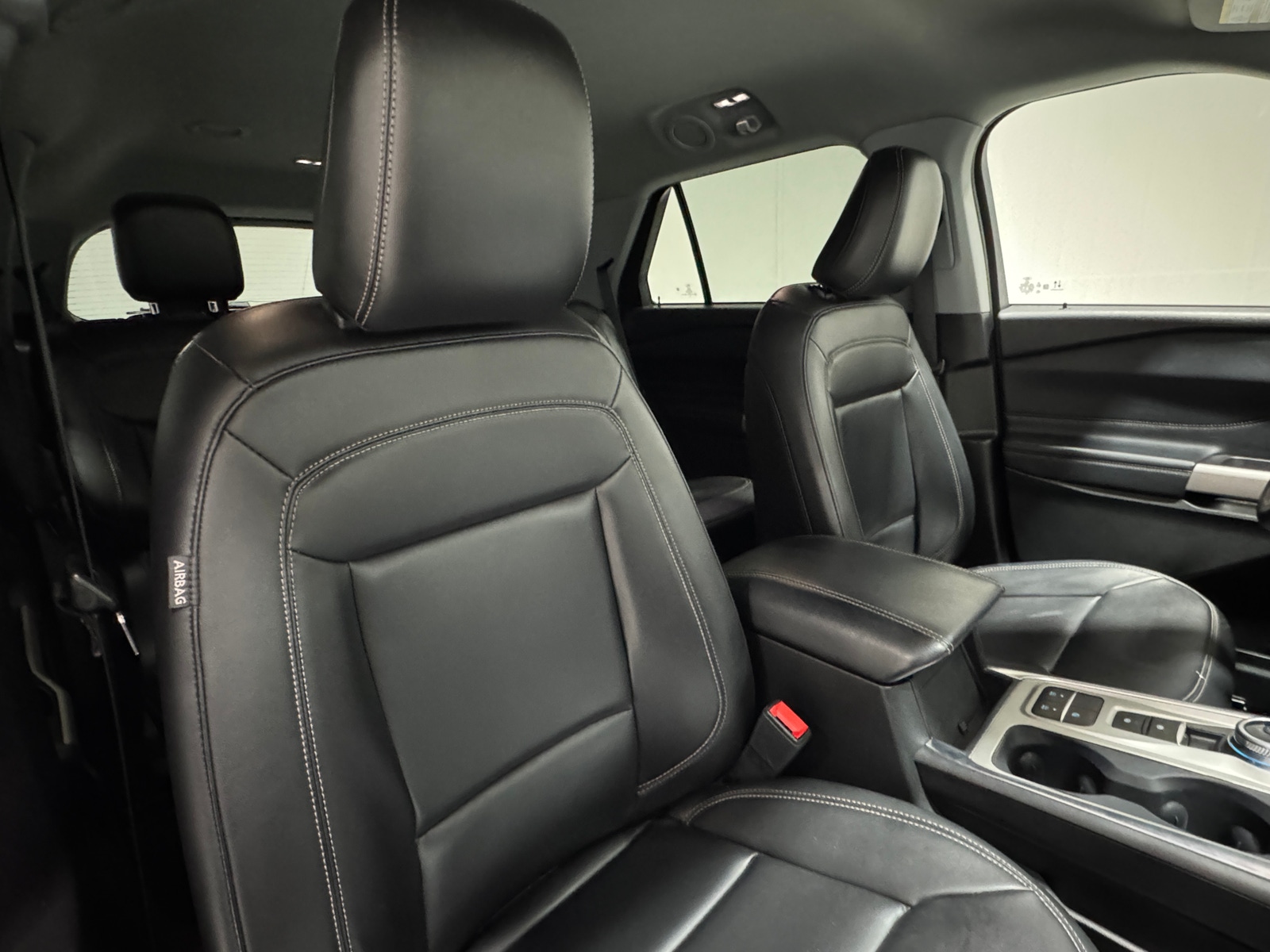 Thumbnail: 2023 Ford Explorer - 2