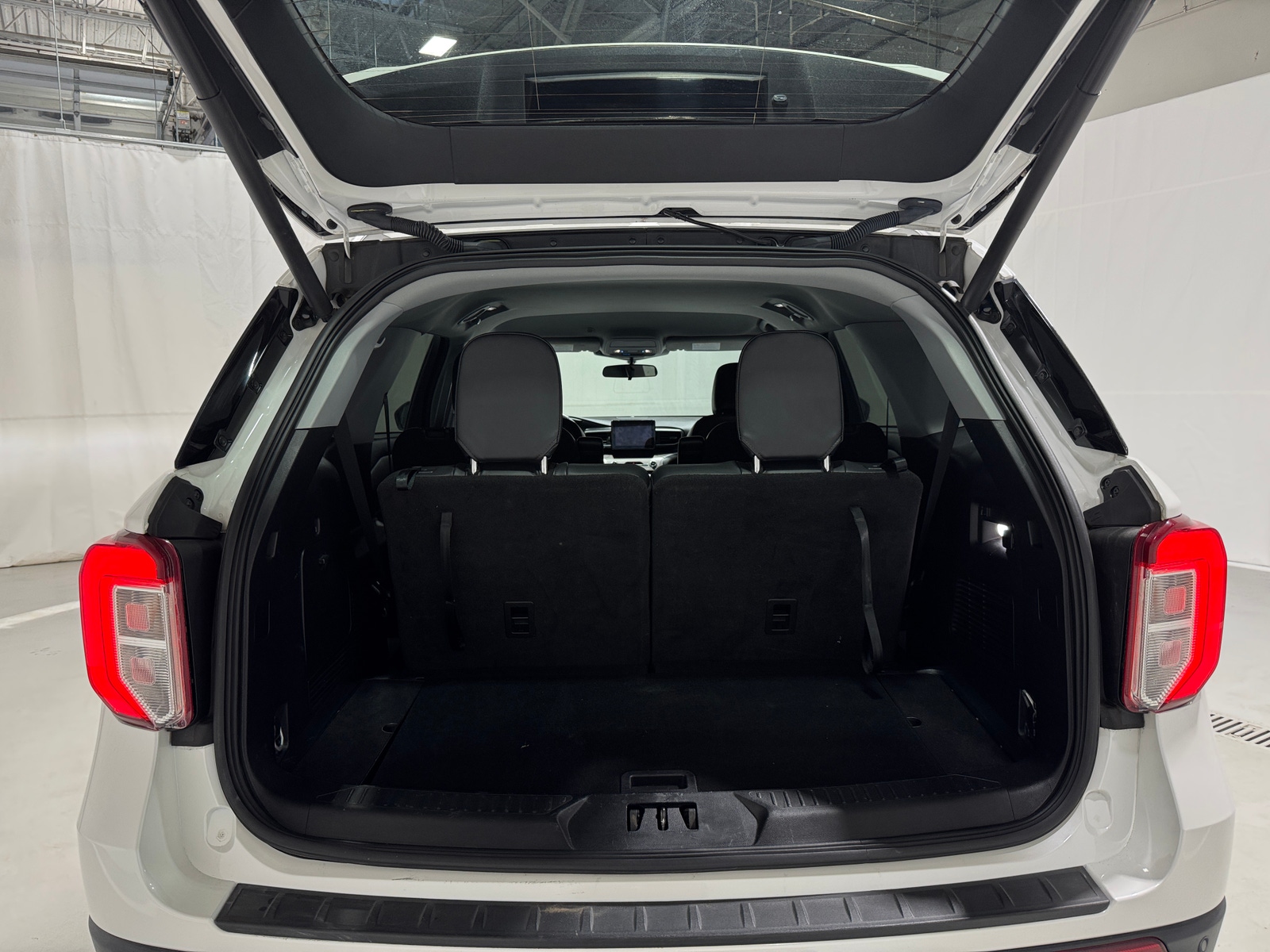 Thumbnail: 2023 Ford Explorer - 7