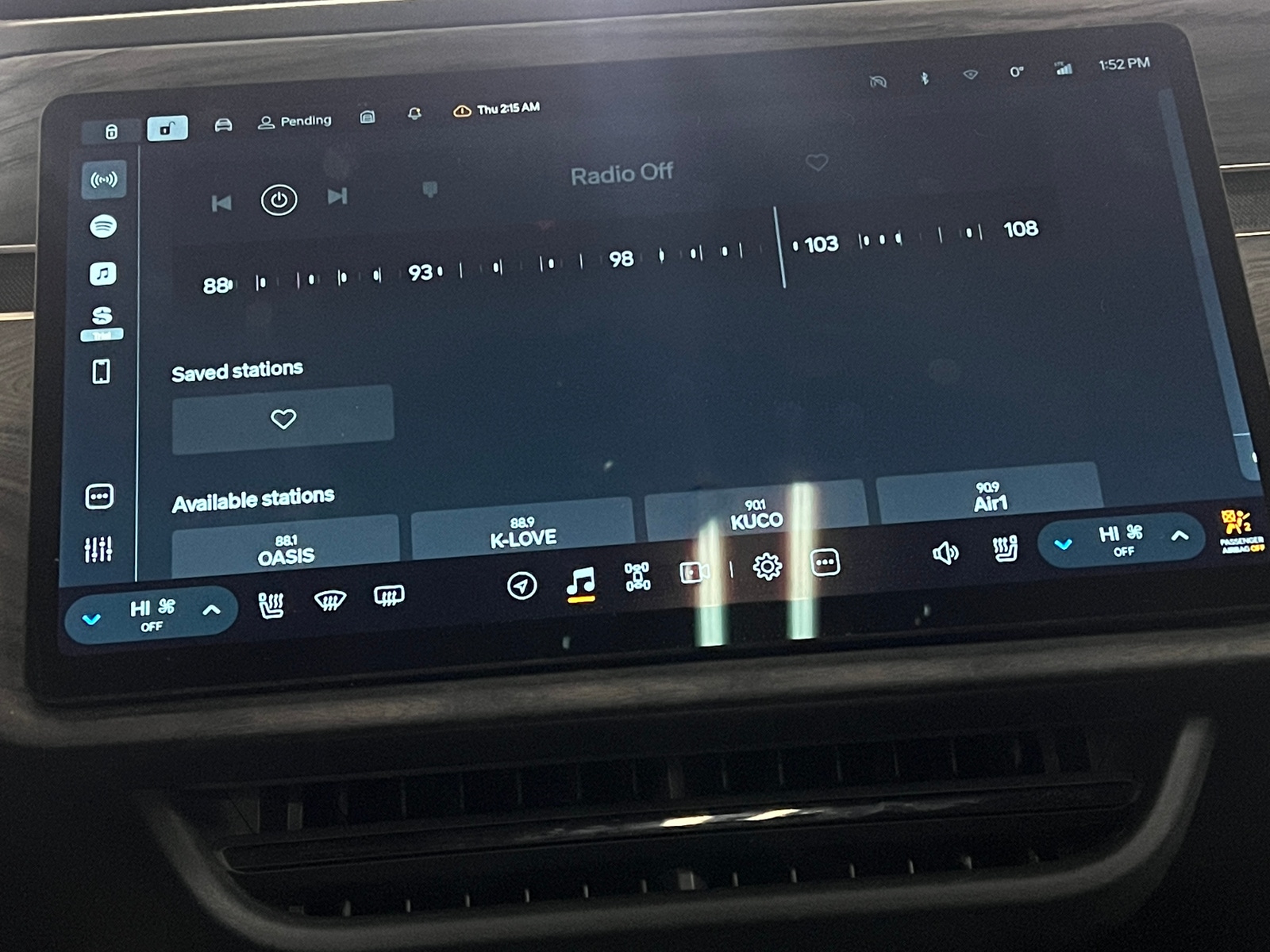 Thumbnail: 2023 Rivian R1T - 3