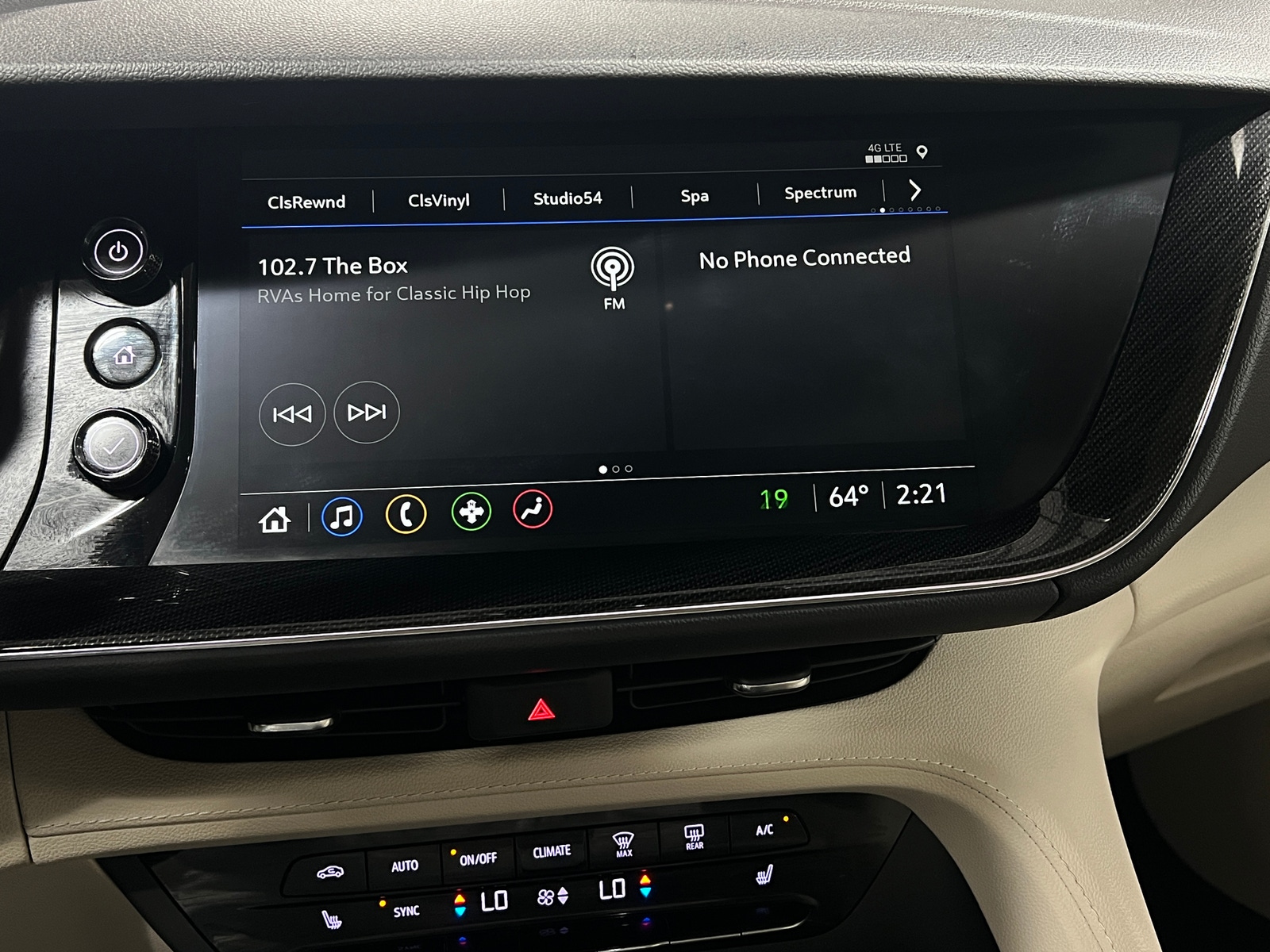 Thumbnail: 2022 Buick Envision - 3