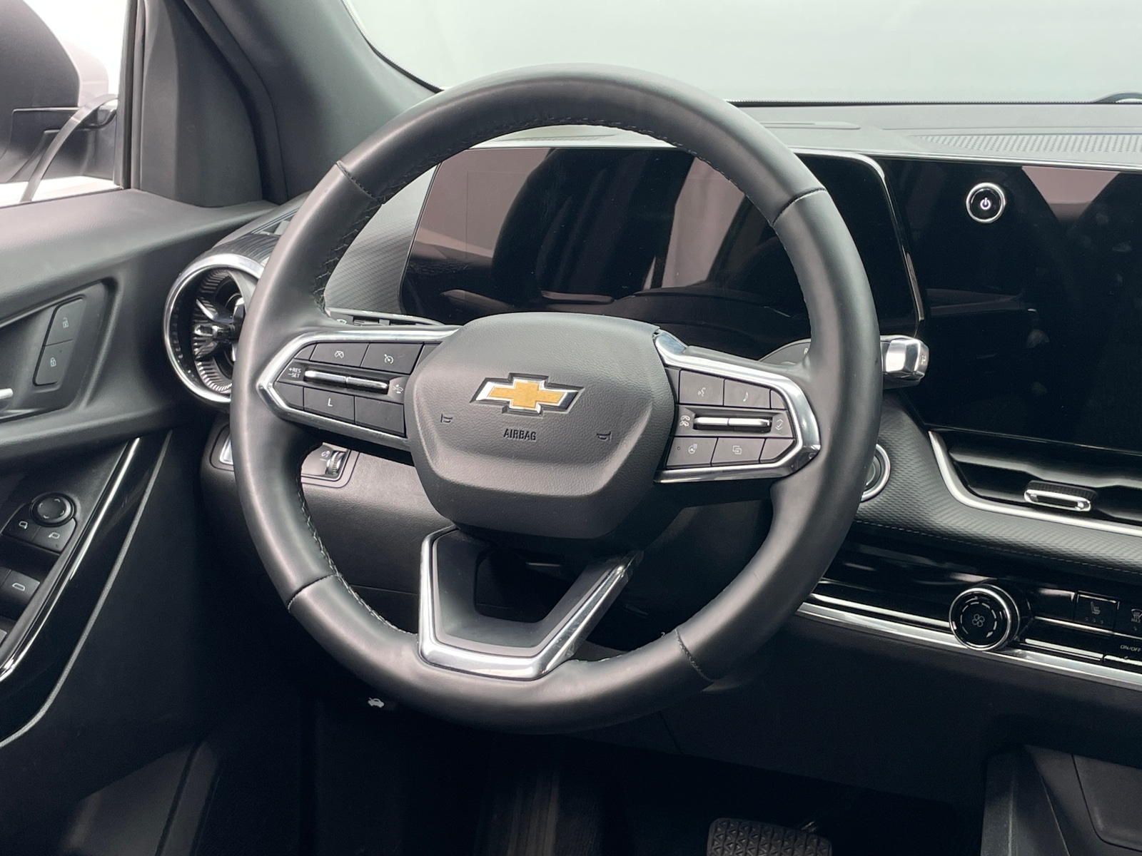 Thumbnail: 2025 Chevrolet Equinox - 5