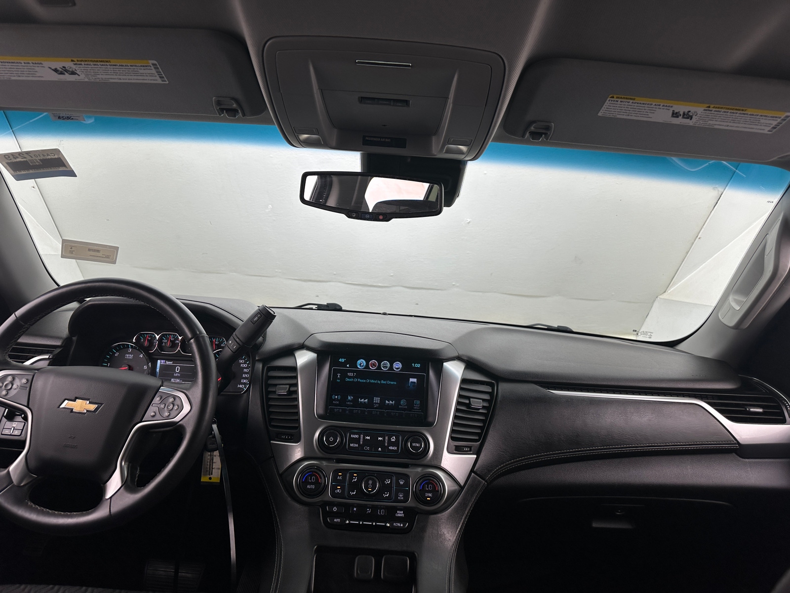 Thumbnail: 2017 Chevrolet Tahoe - 3