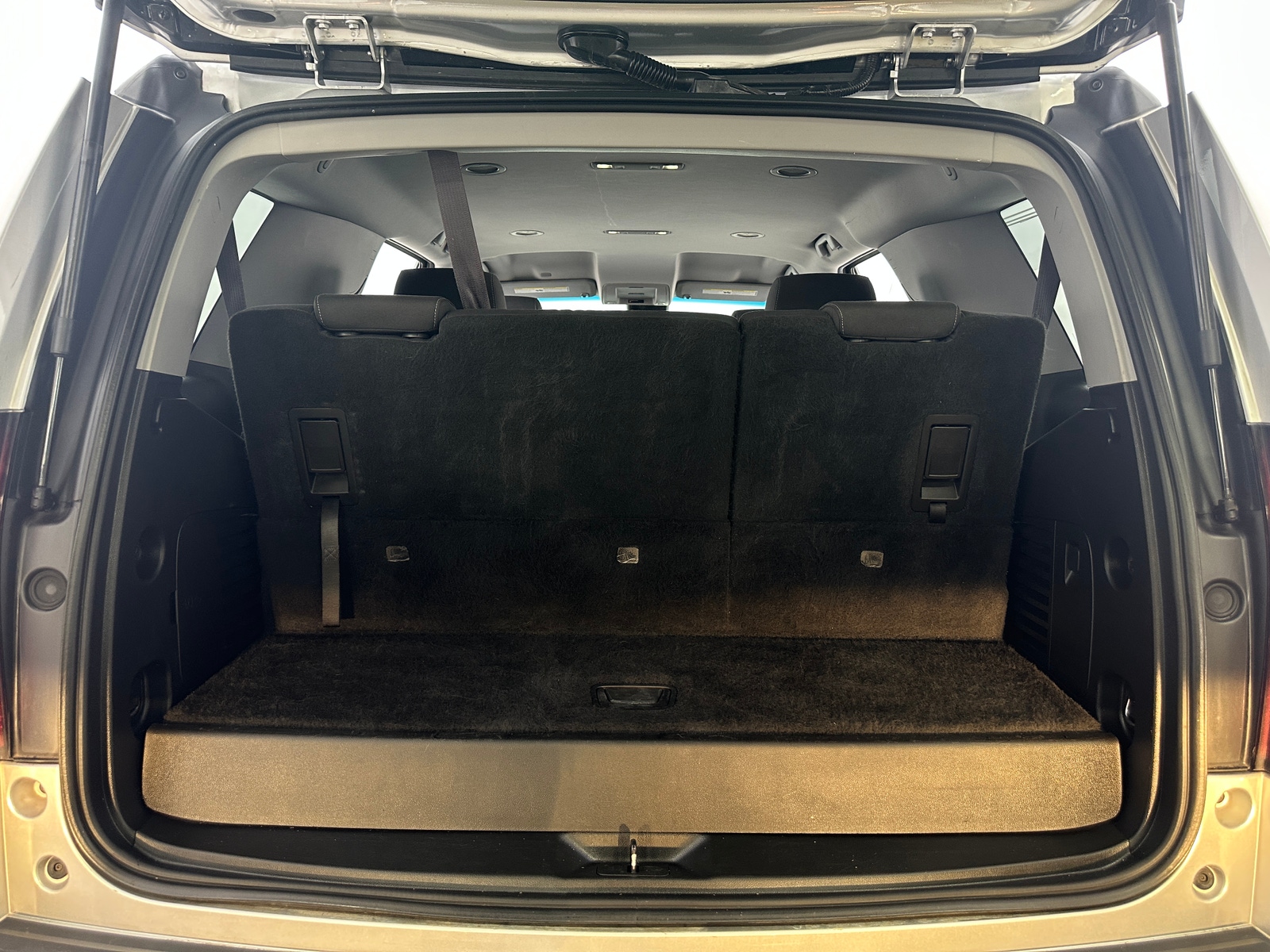 Thumbnail: 2017 Chevrolet Tahoe - 7