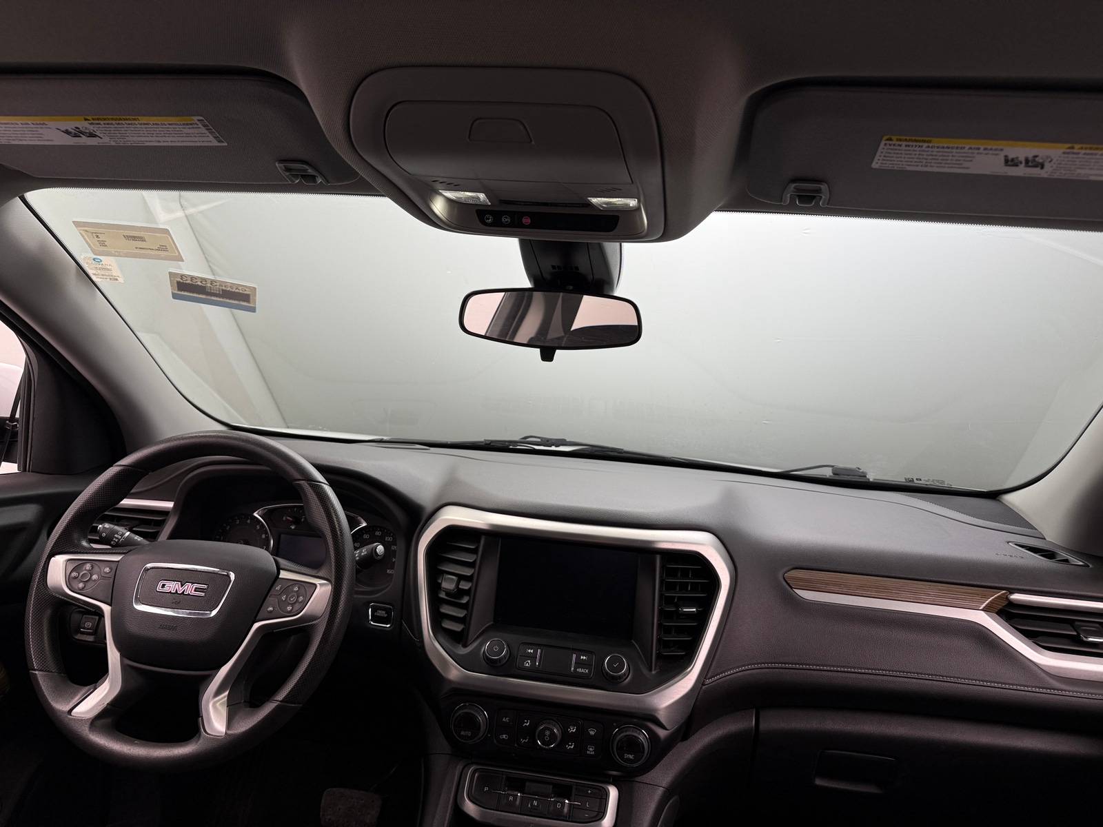 Thumbnail: 2023 GMC Acadia - 3