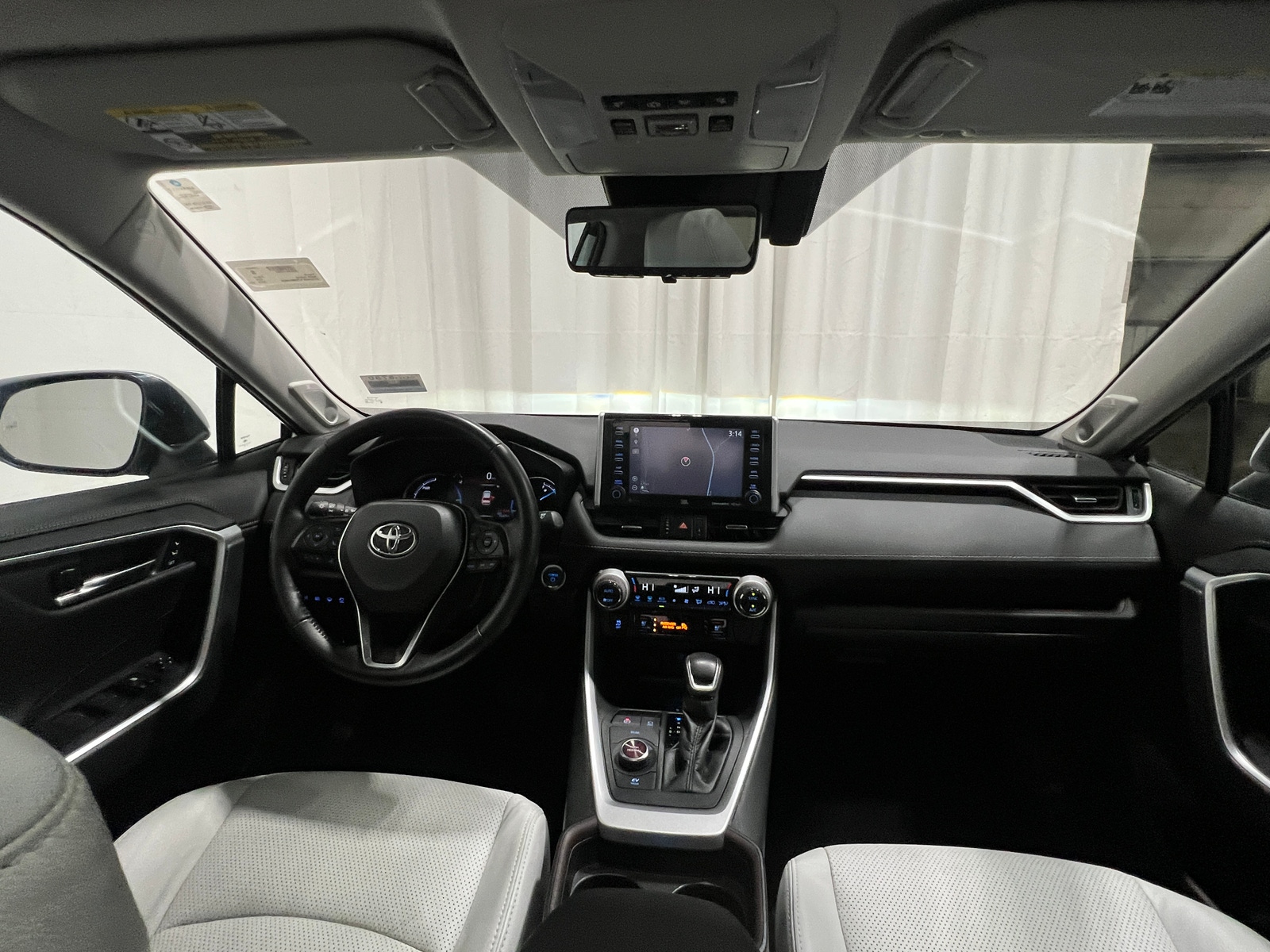 Thumbnail: 2019 Toyota RAV4 - 2