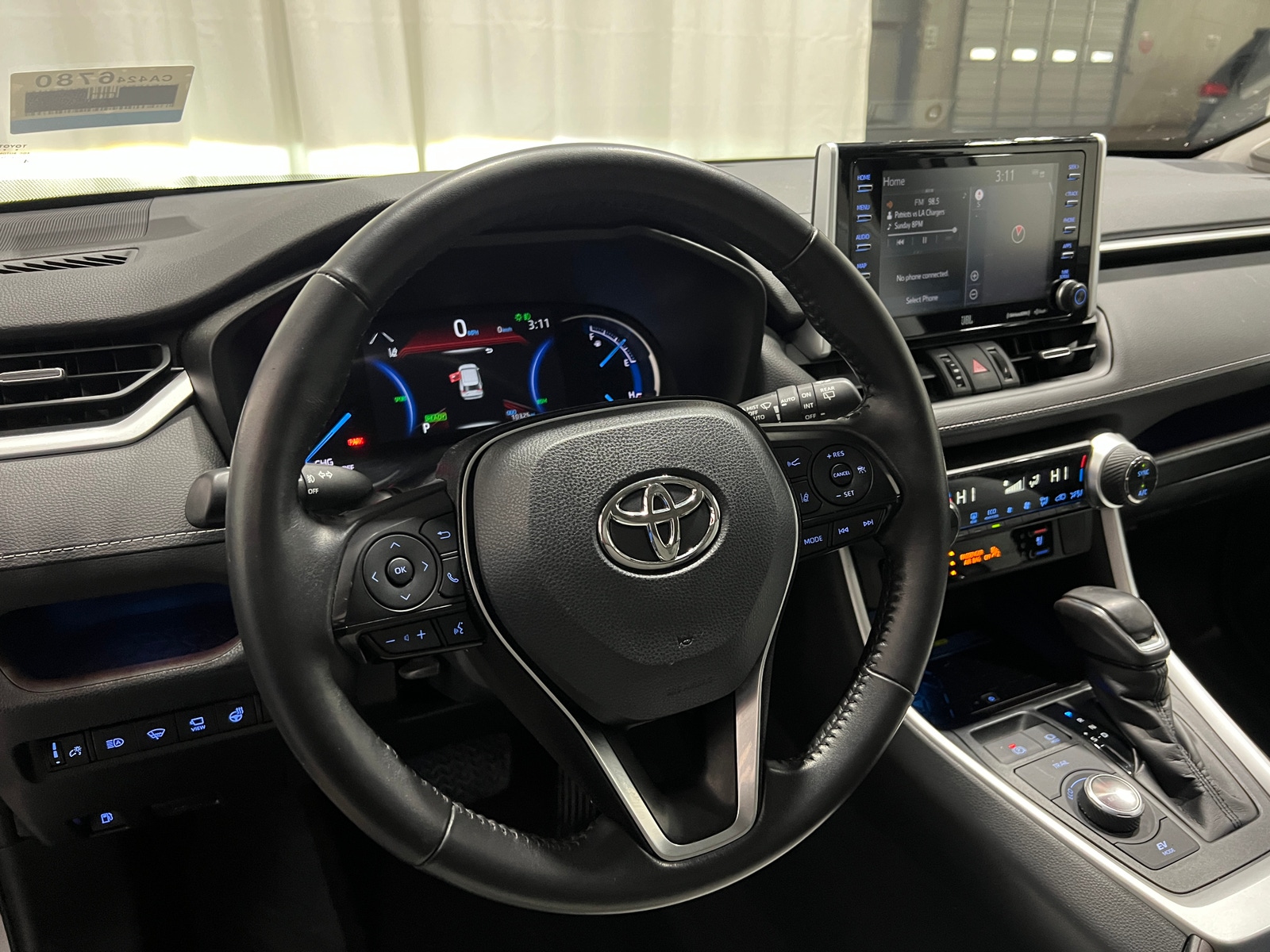 Thumbnail: 2019 Toyota RAV4 - 4