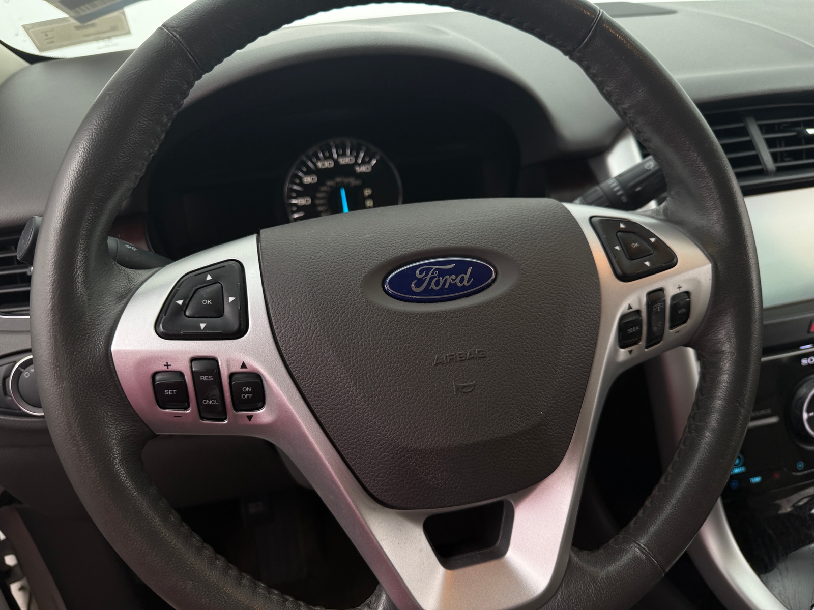 Thumbnail: 2014 Ford Edge - 4