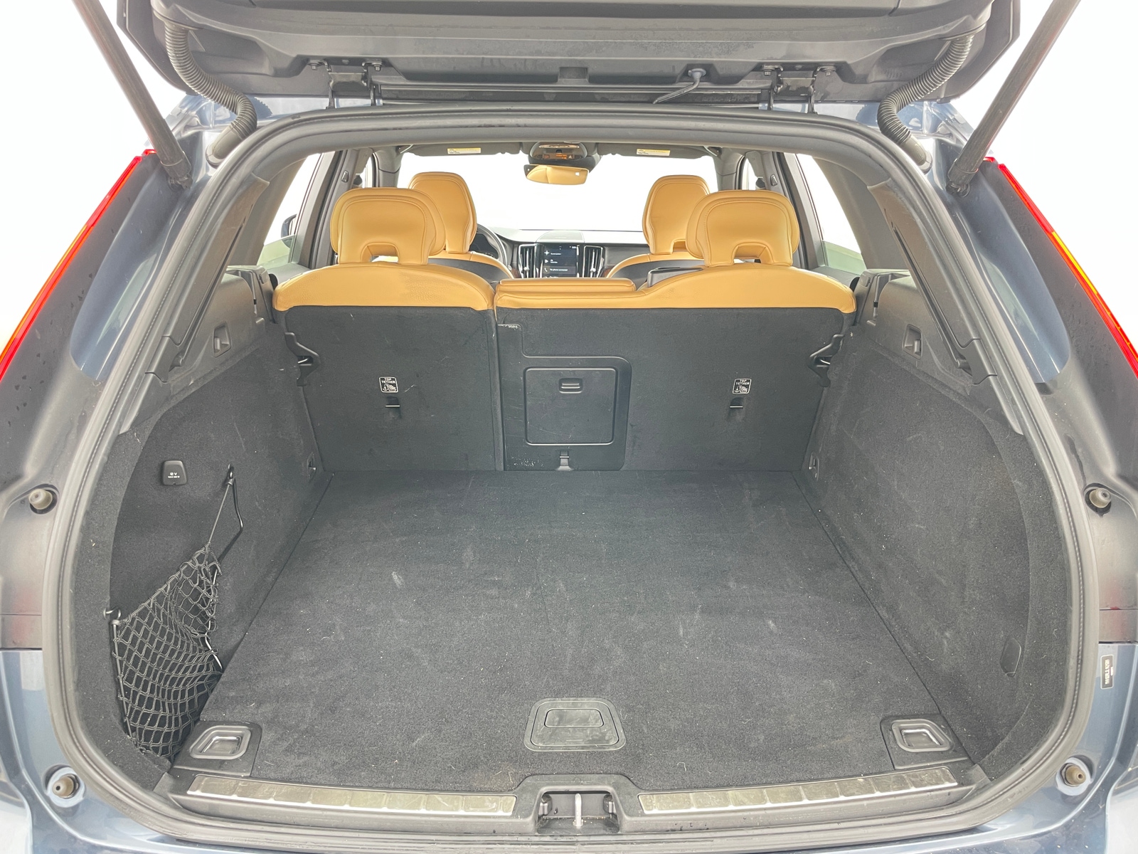 Thumbnail: 2020 Volvo XC60 - 6