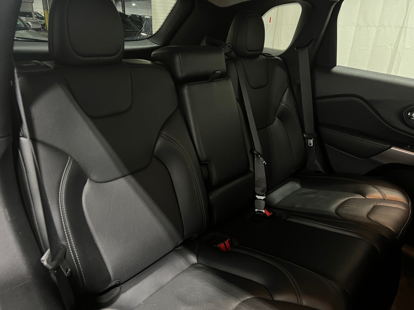 Thumbnail: 2021 Jeep Cherokee - 5