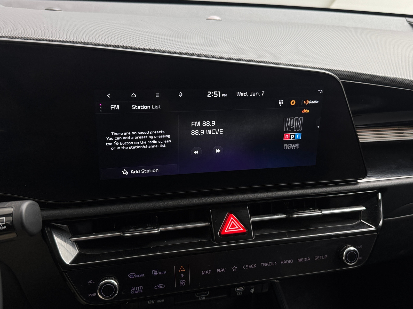 Thumbnail: 2024 Kia Niro - 4