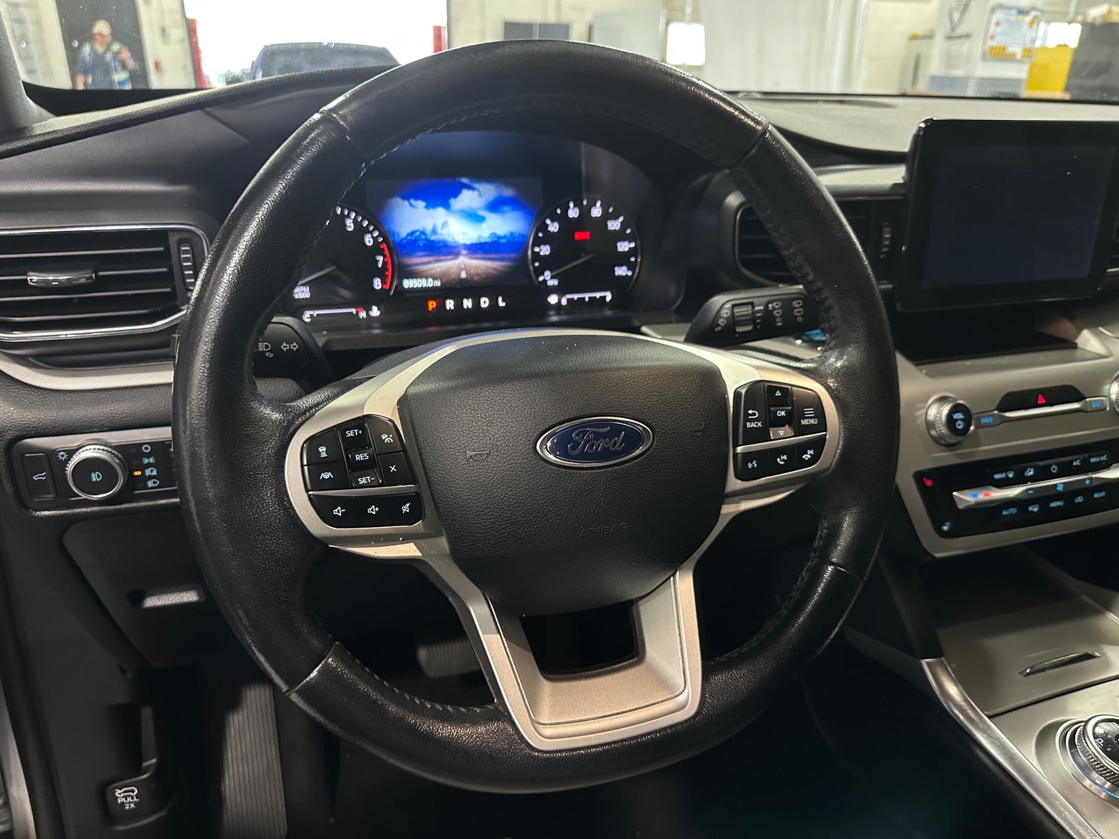 Thumbnail: 2021 Ford Explorer - 4