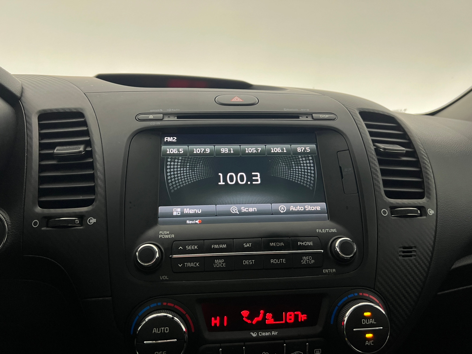 Thumbnail: 2016 Kia Forte - 2