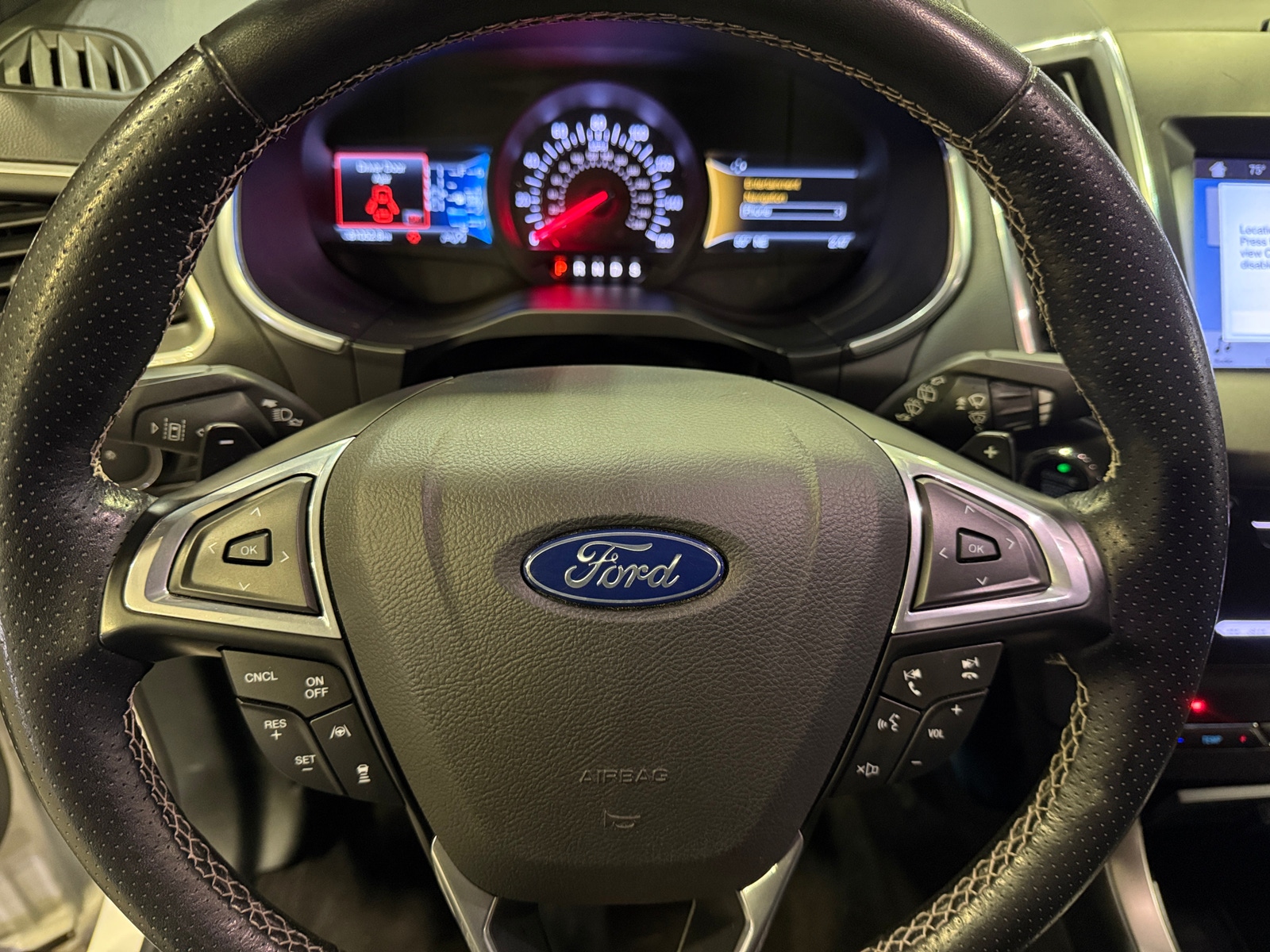 Thumbnail: 2019 Ford Edge - 4