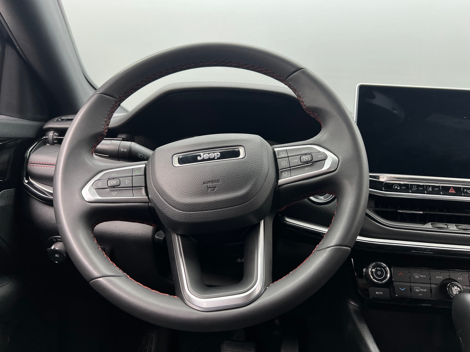 Thumbnail: 2024 Jeep Compass - 4