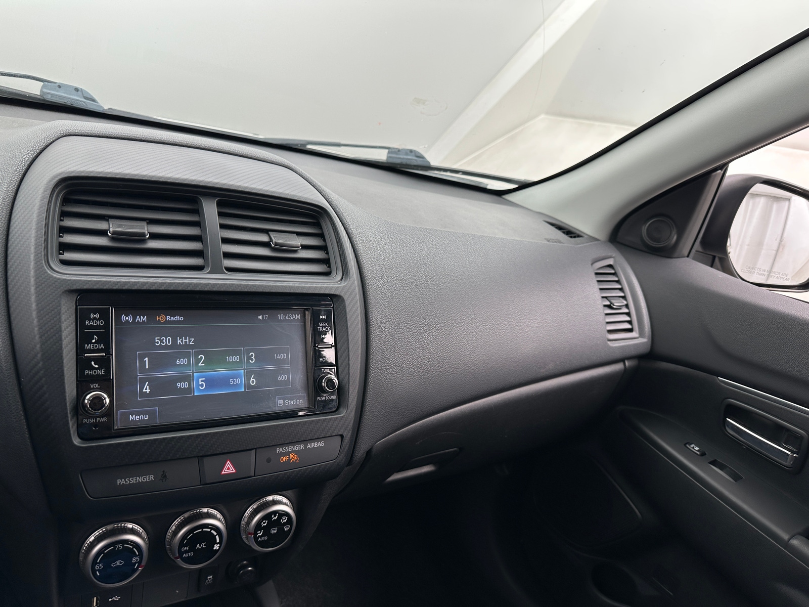 Thumbnail: 2021 Mitsubishi Outlander Sport - 4