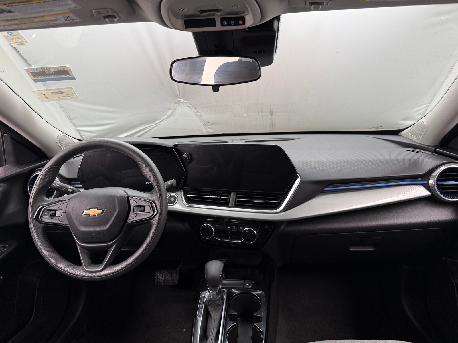 Thumbnail: 2025 Chevrolet Trax - 3