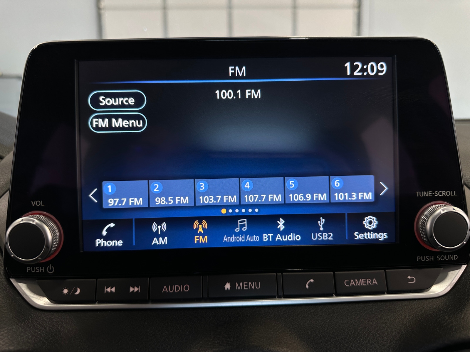 Thumbnail: 2024 Nissan Sentra - 4