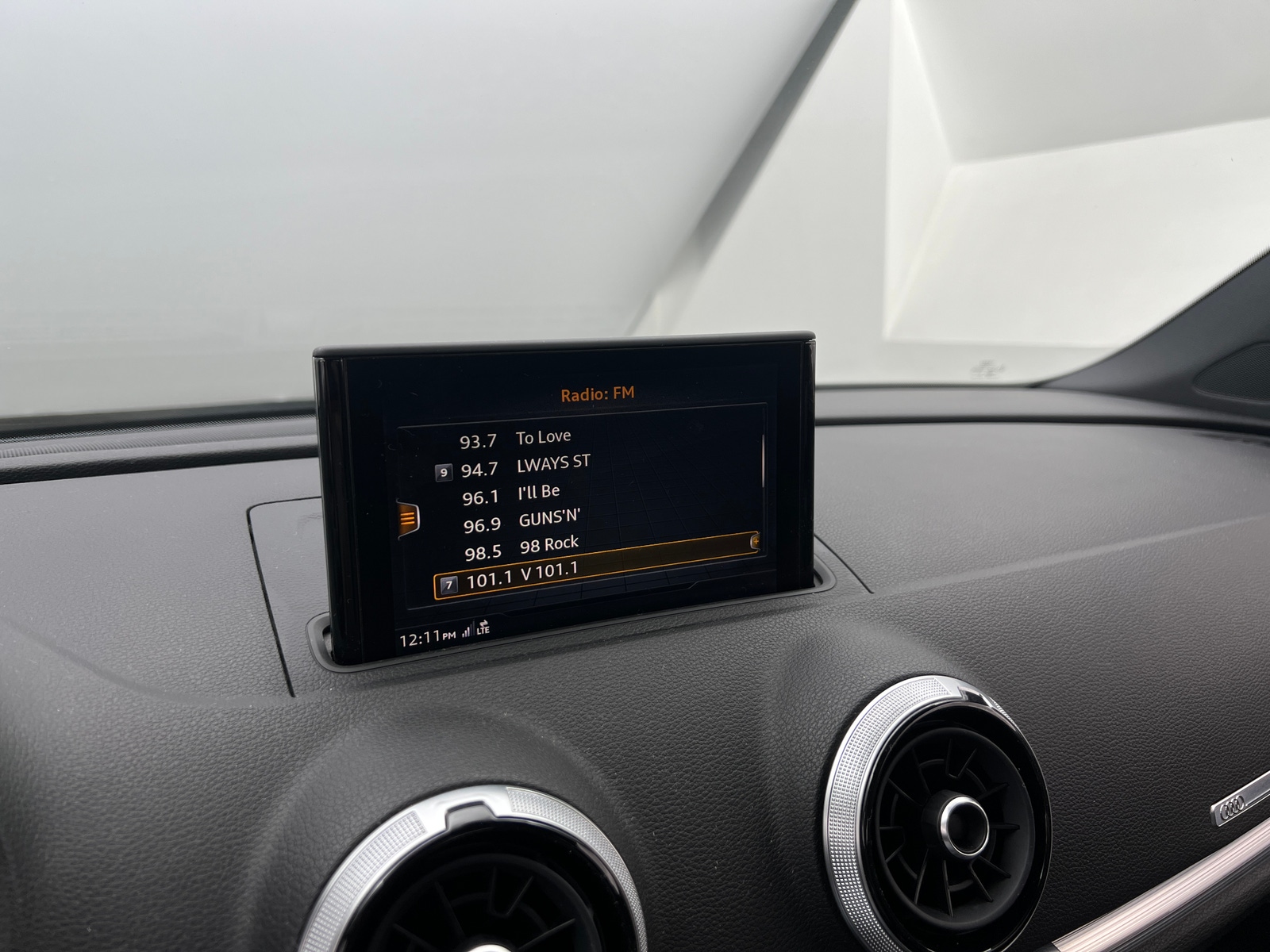 Thumbnail: 2017 Audi A3 - 3