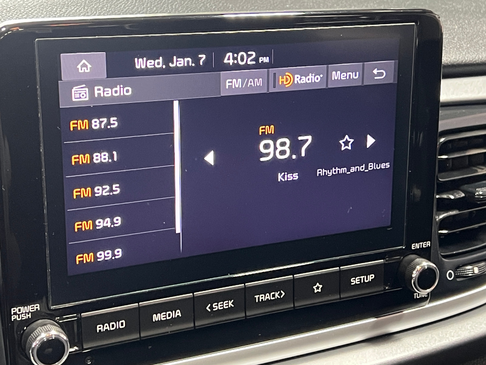 Thumbnail: 2023 Kia Rio - 4