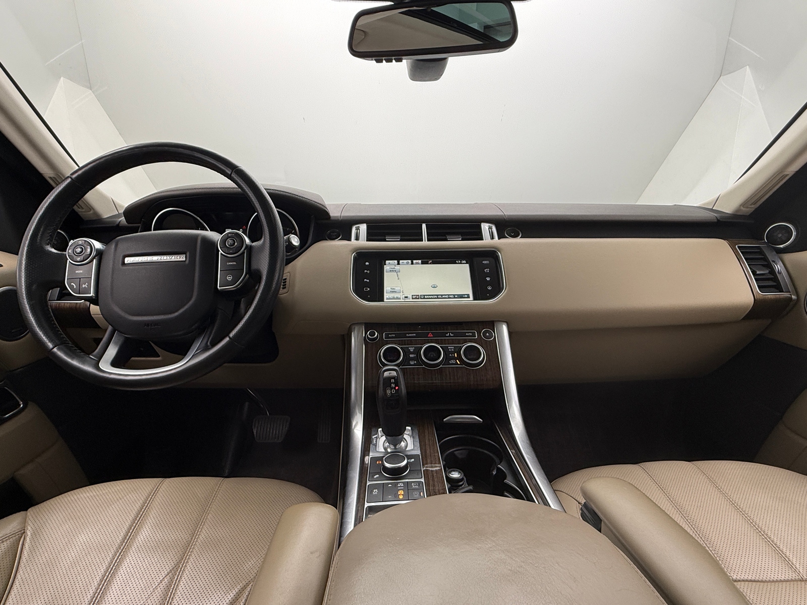 Thumbnail: 2016 Land Rover Range Rover Sport - 2