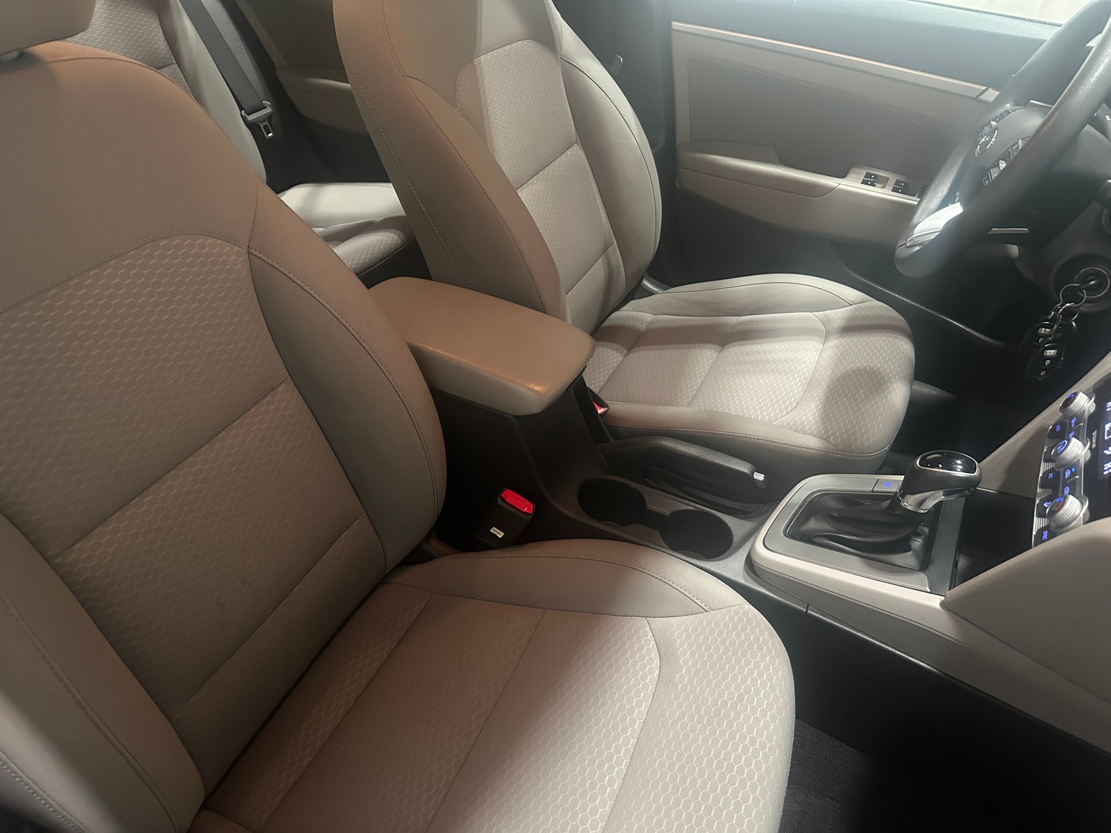 Thumbnail: 2020 Hyundai Elantra - 2