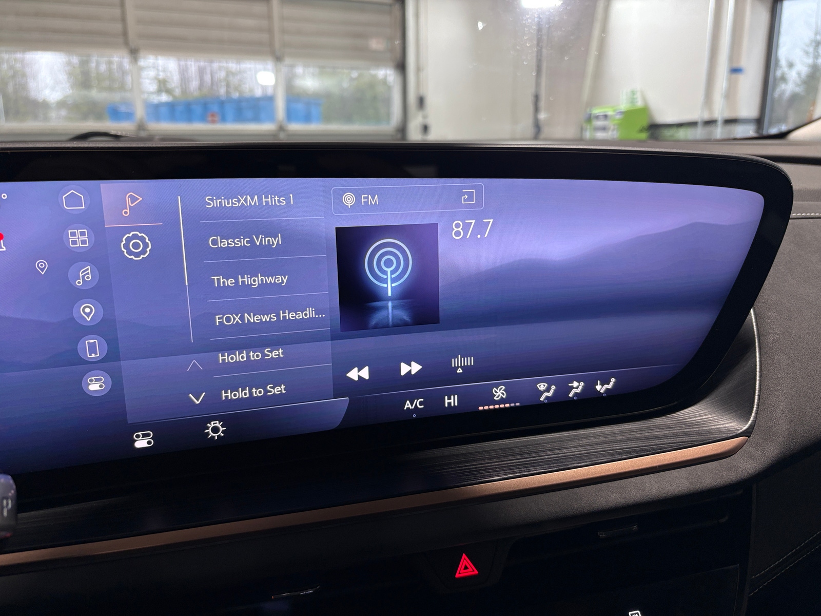 Thumbnail: 2025 Buick Envision - 3