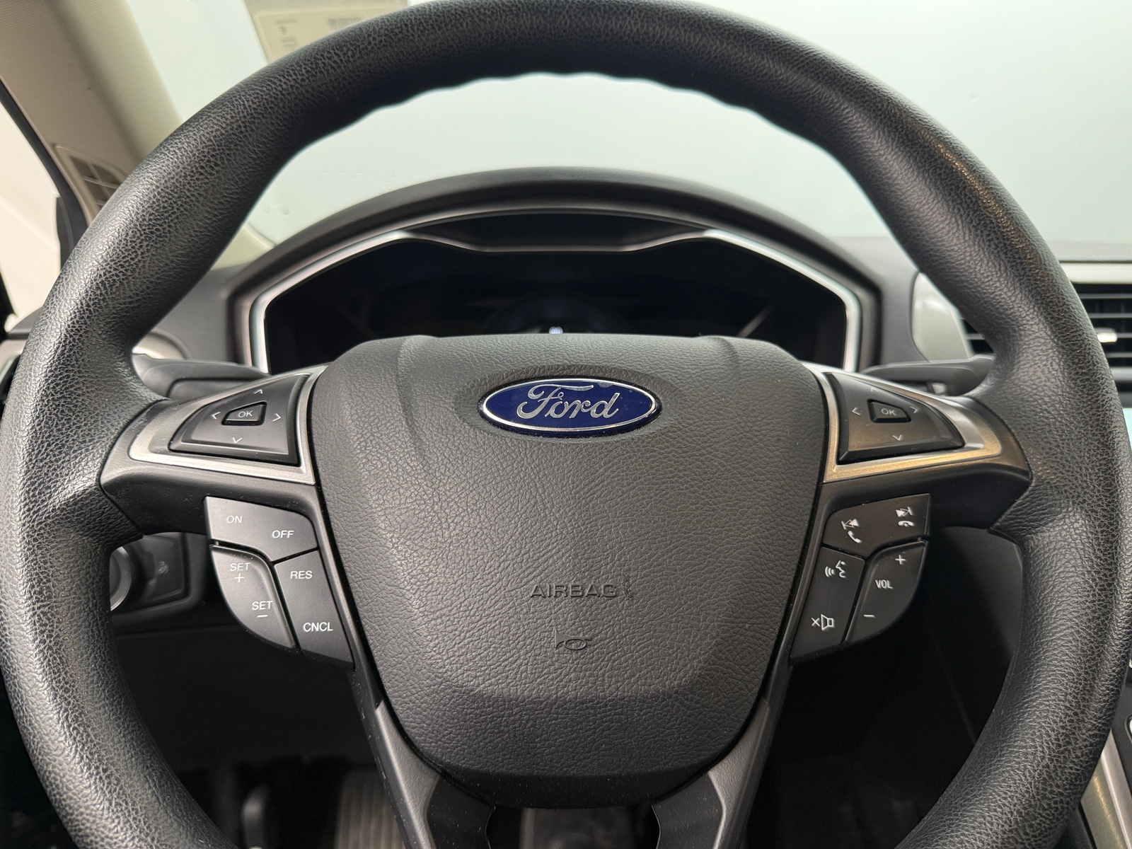 Thumbnail: 2017 Ford Fusion - 5