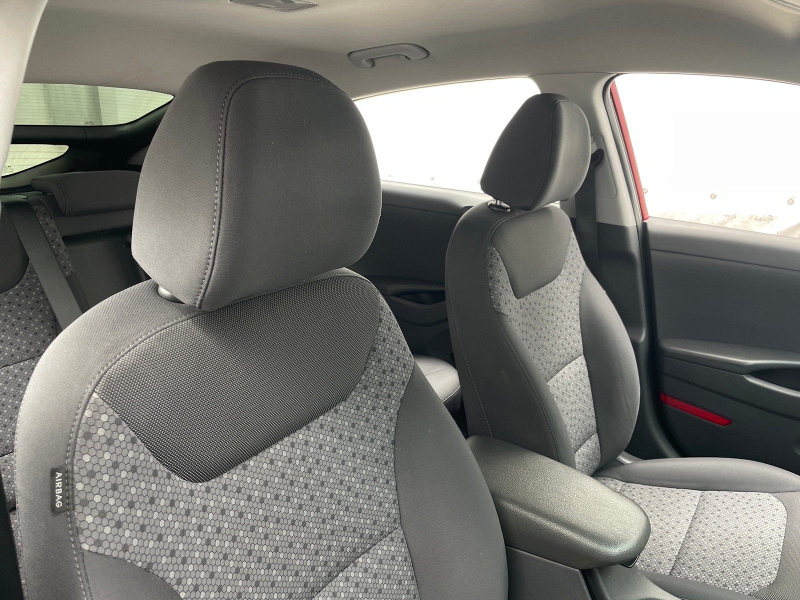 Thumbnail: 2019 Hyundai Ioniq - 2