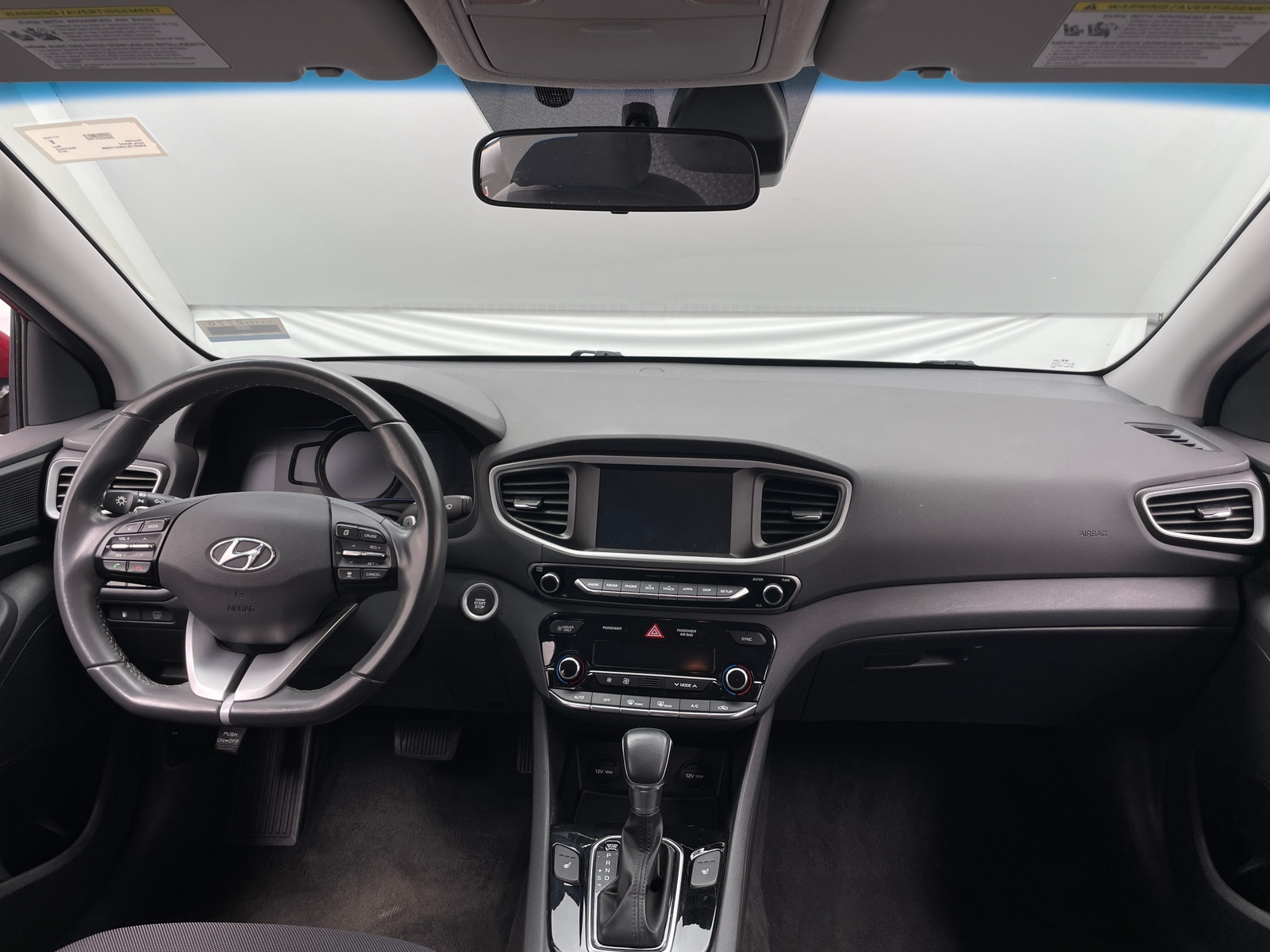 Thumbnail: 2019 Hyundai Ioniq - 3