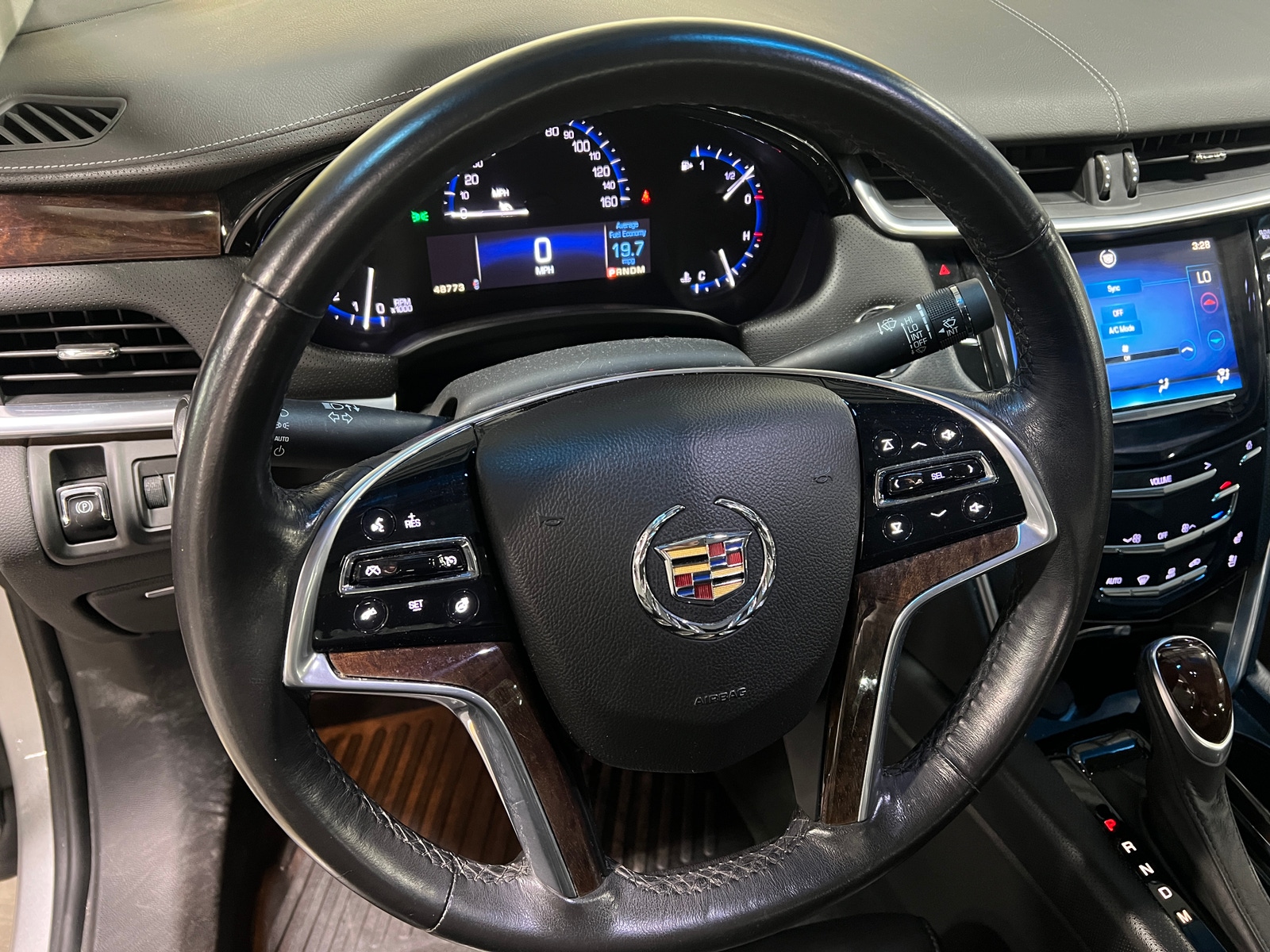 Thumbnail: 2014 Cadillac XTS - 4