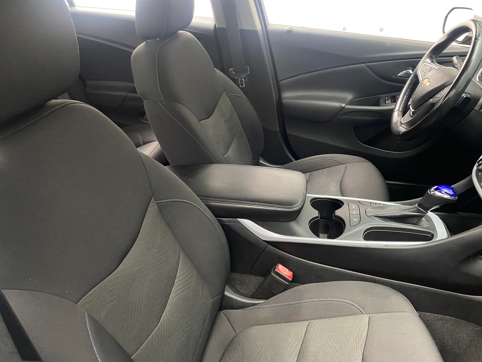 Thumbnail: 2019 Chevrolet Volt - 2