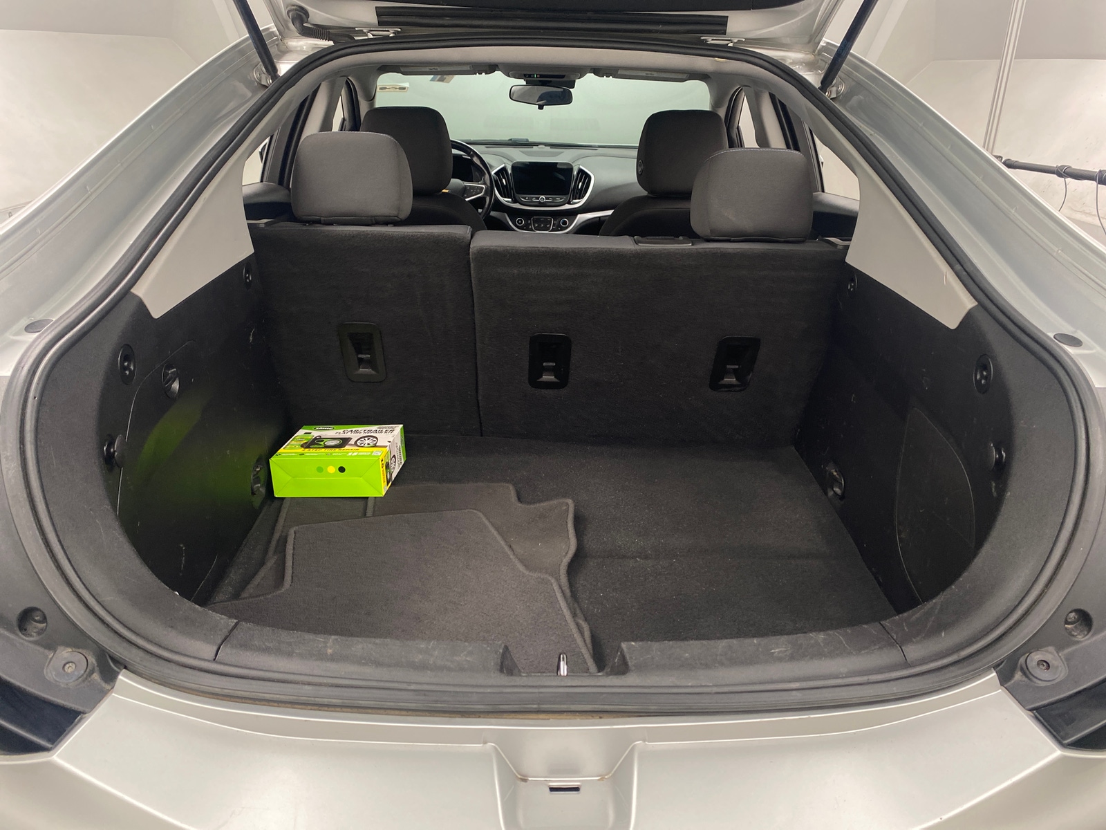 Thumbnail: 2019 Chevrolet Volt - 7