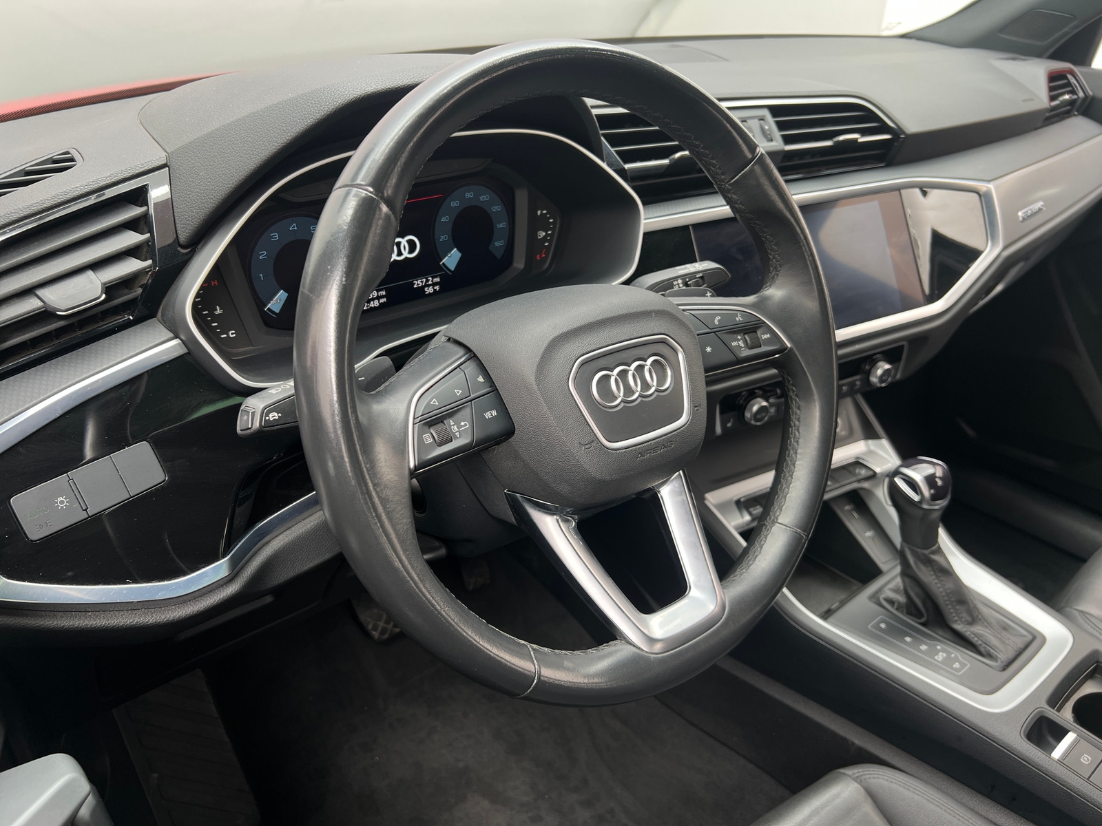 Thumbnail: 2022 Audi Q3 - 4