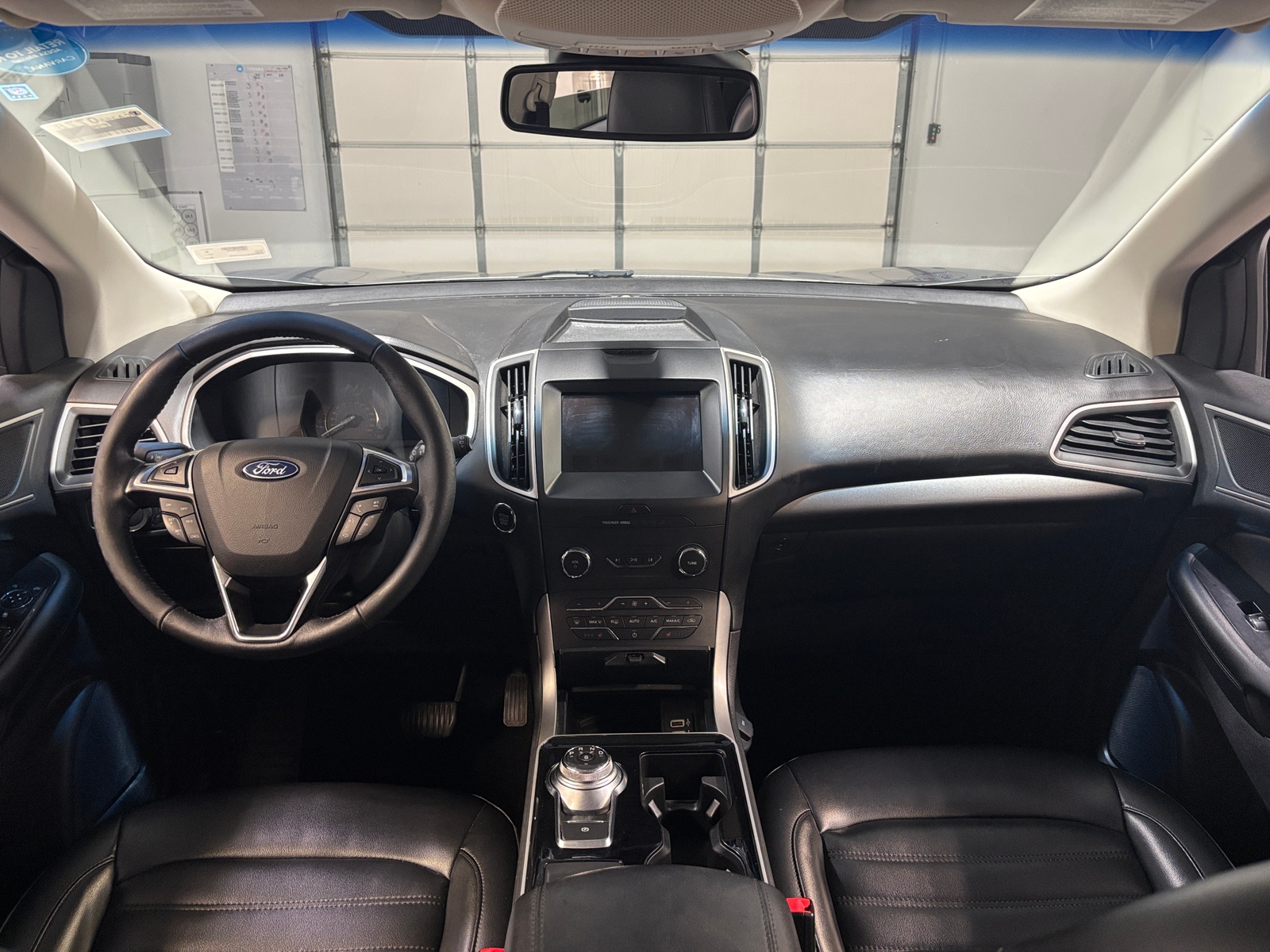 Thumbnail: 2020 Ford Edge - 2