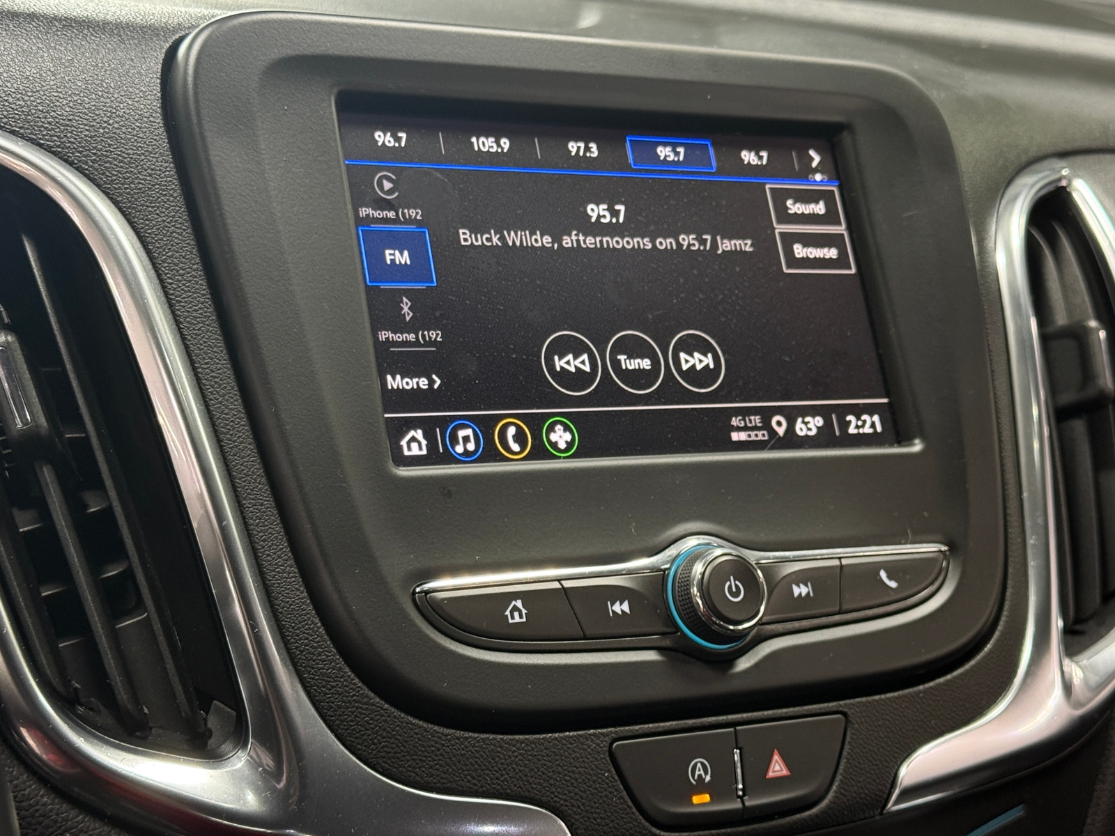 Thumbnail: 2024 Chevrolet Equinox - 4