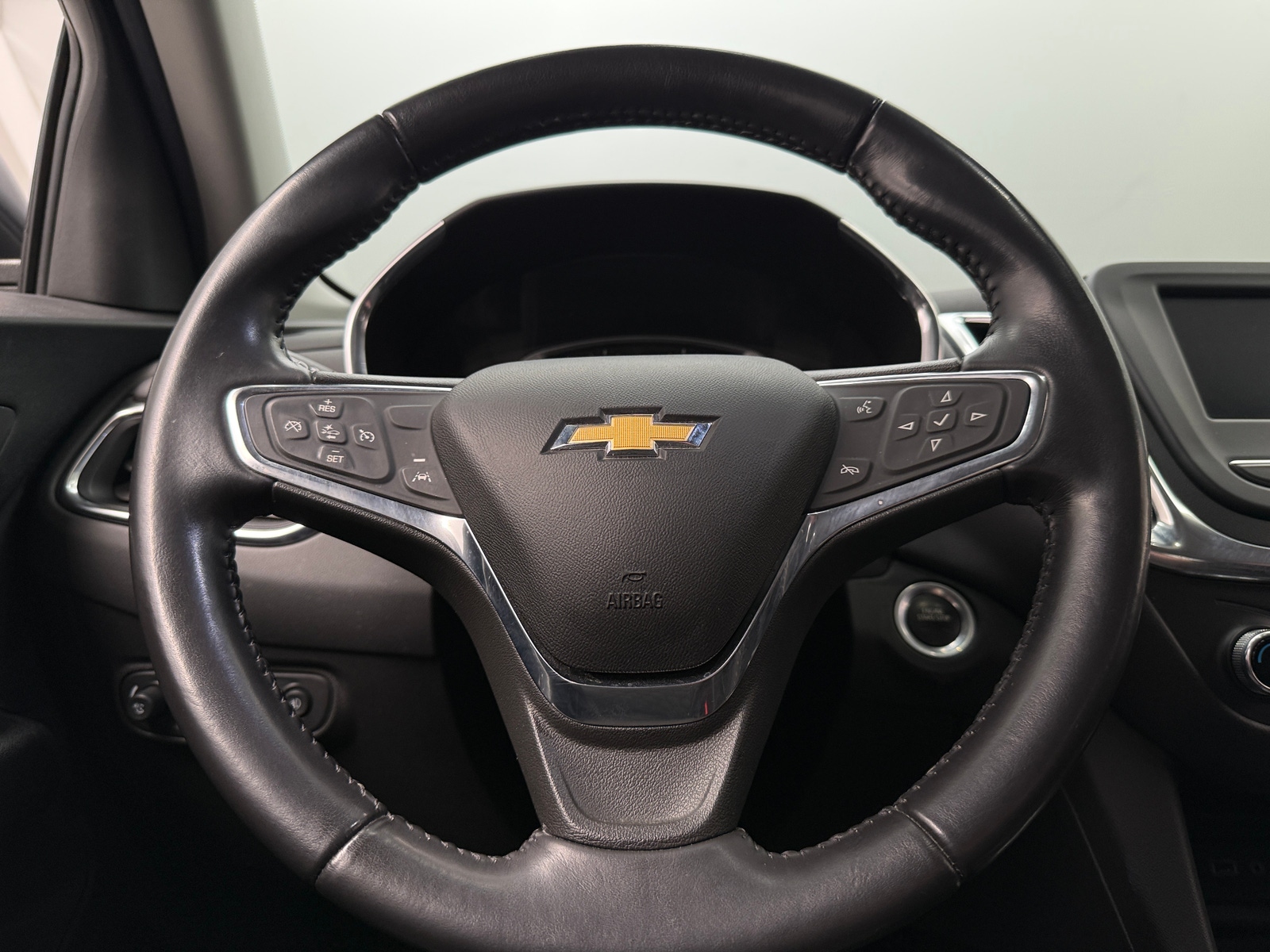 Thumbnail: 2021 Chevrolet Equinox - 5