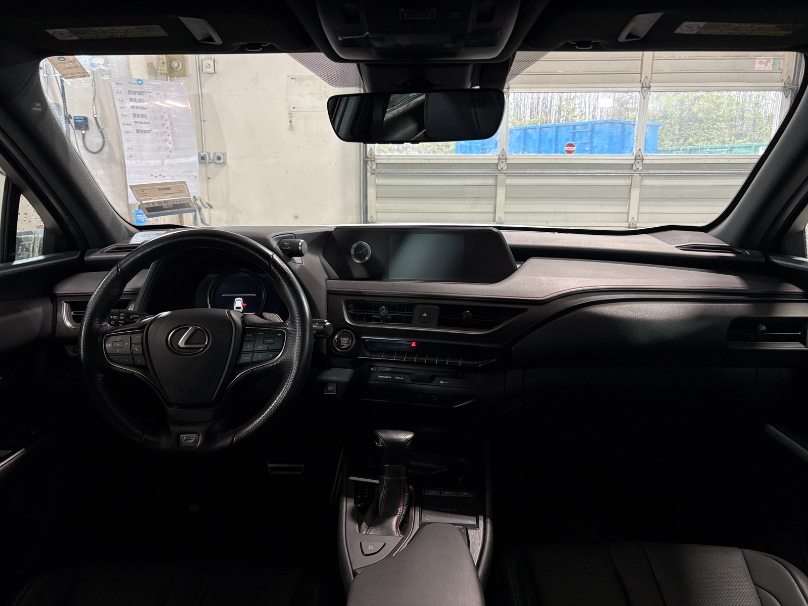 Thumbnail: 2019 Lexus UX - 2