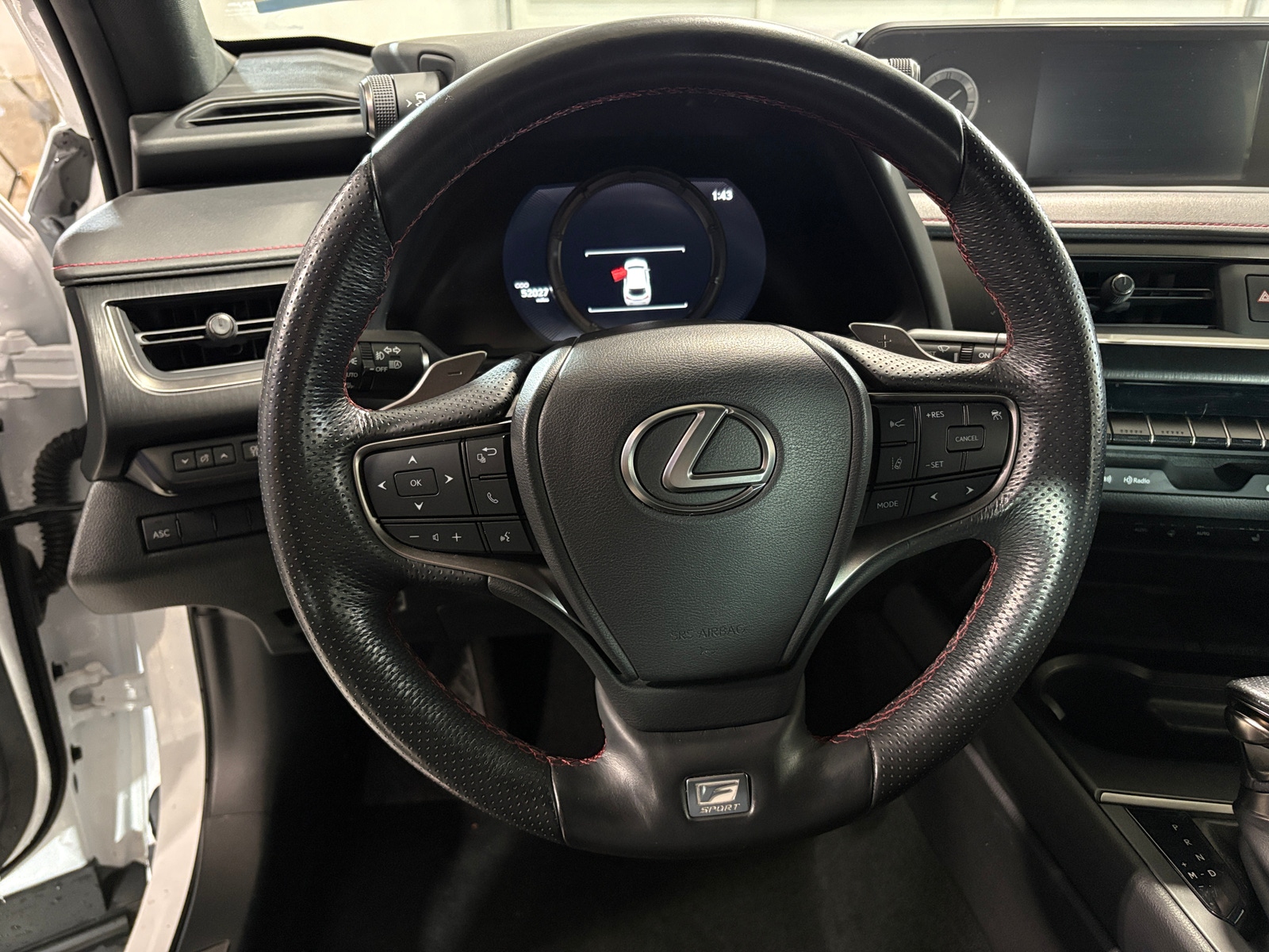 Thumbnail: 2019 Lexus UX - 4