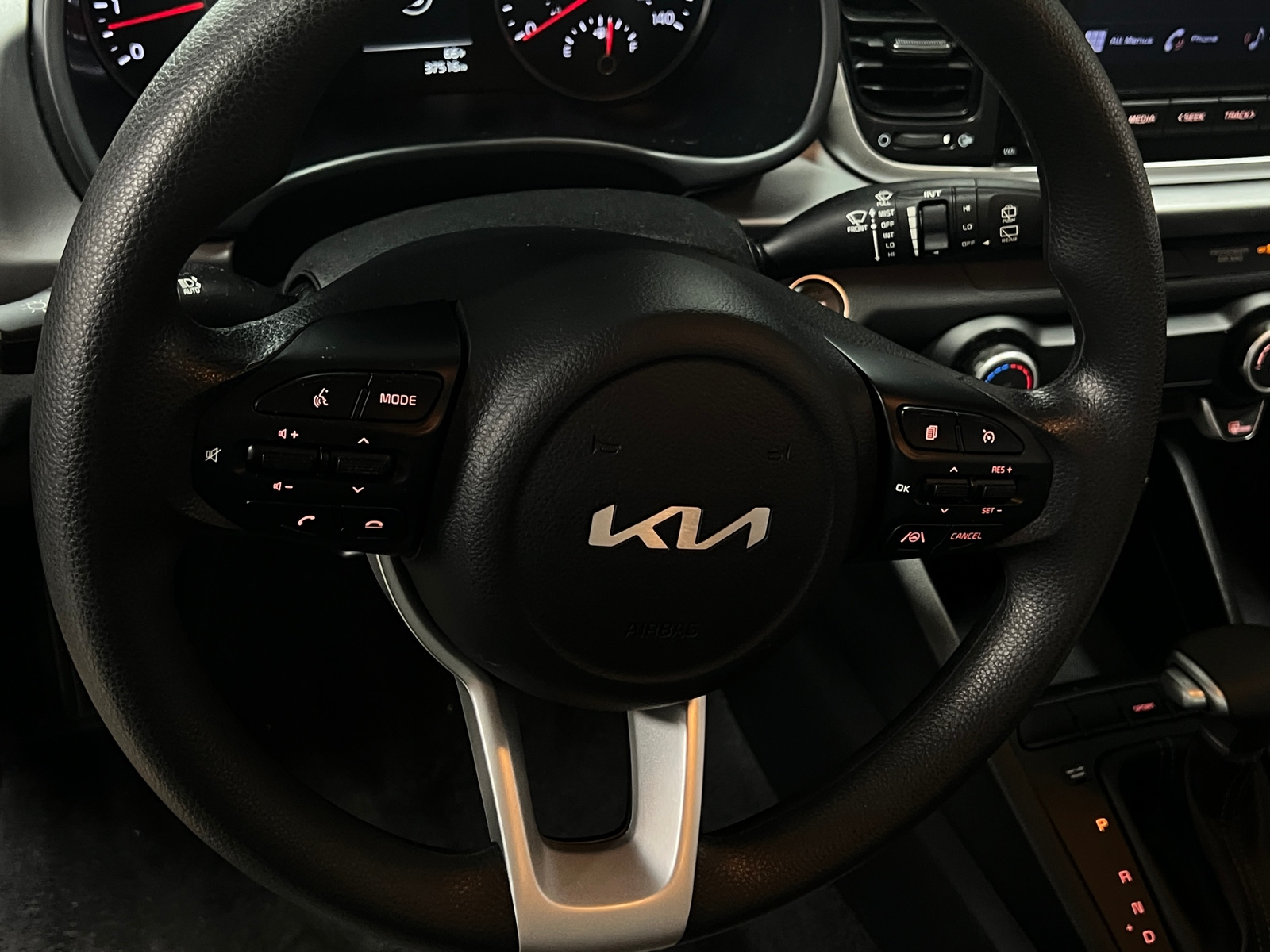 Thumbnail: 2022 Kia Rio - 5