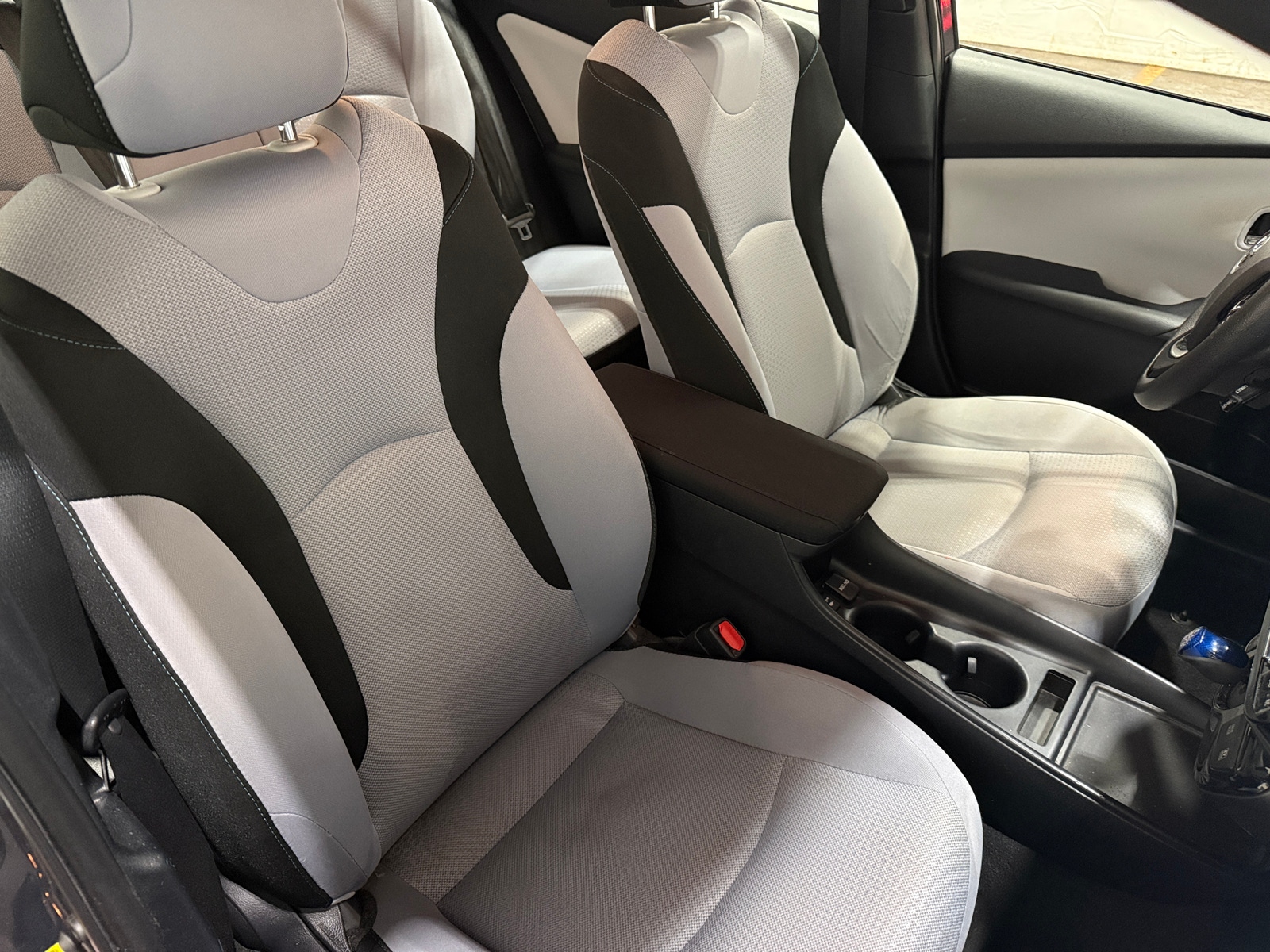 Thumbnail: 2019 Toyota Prius - 2