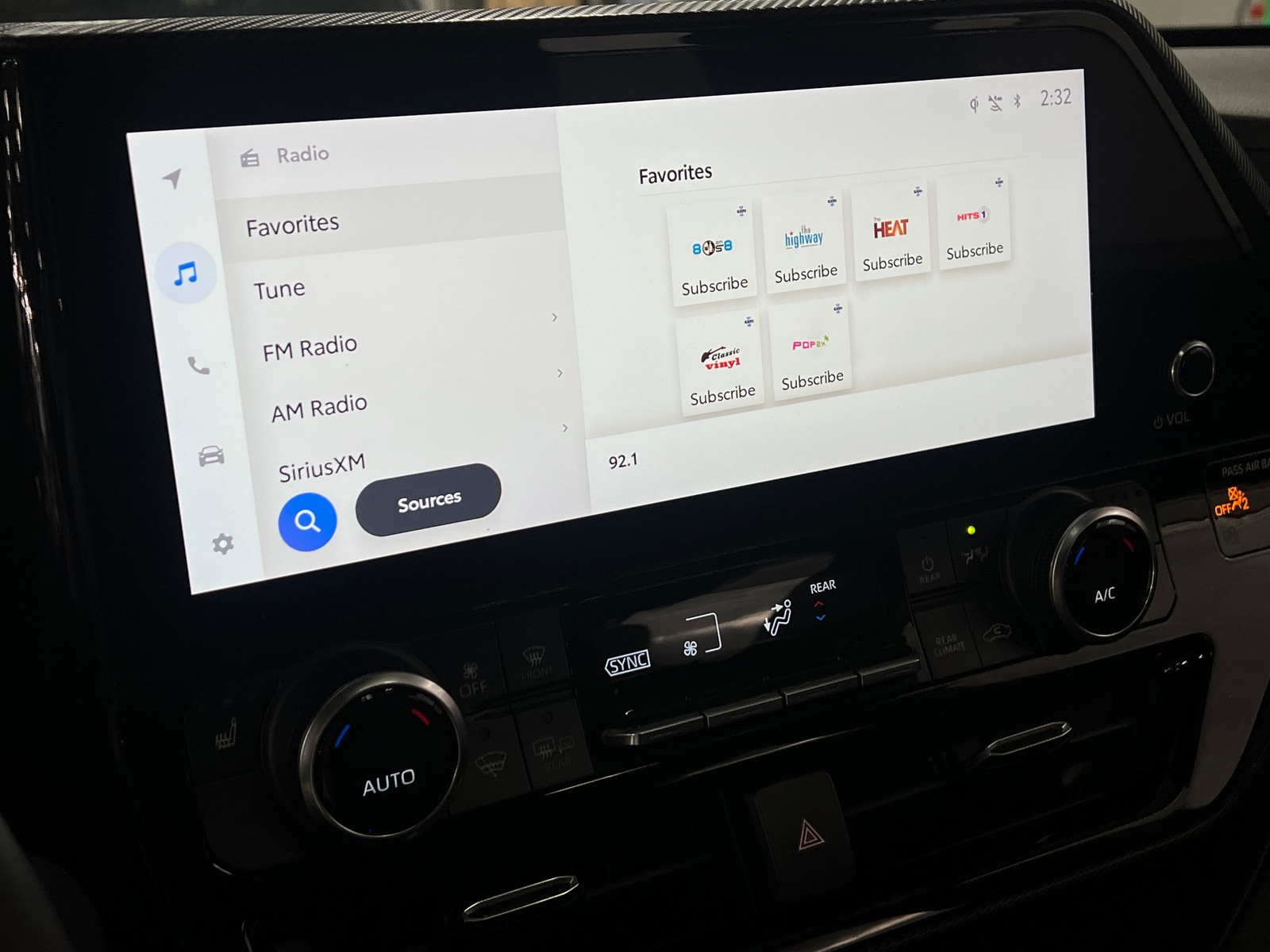 Thumbnail: 2024 Toyota Highlander - 3