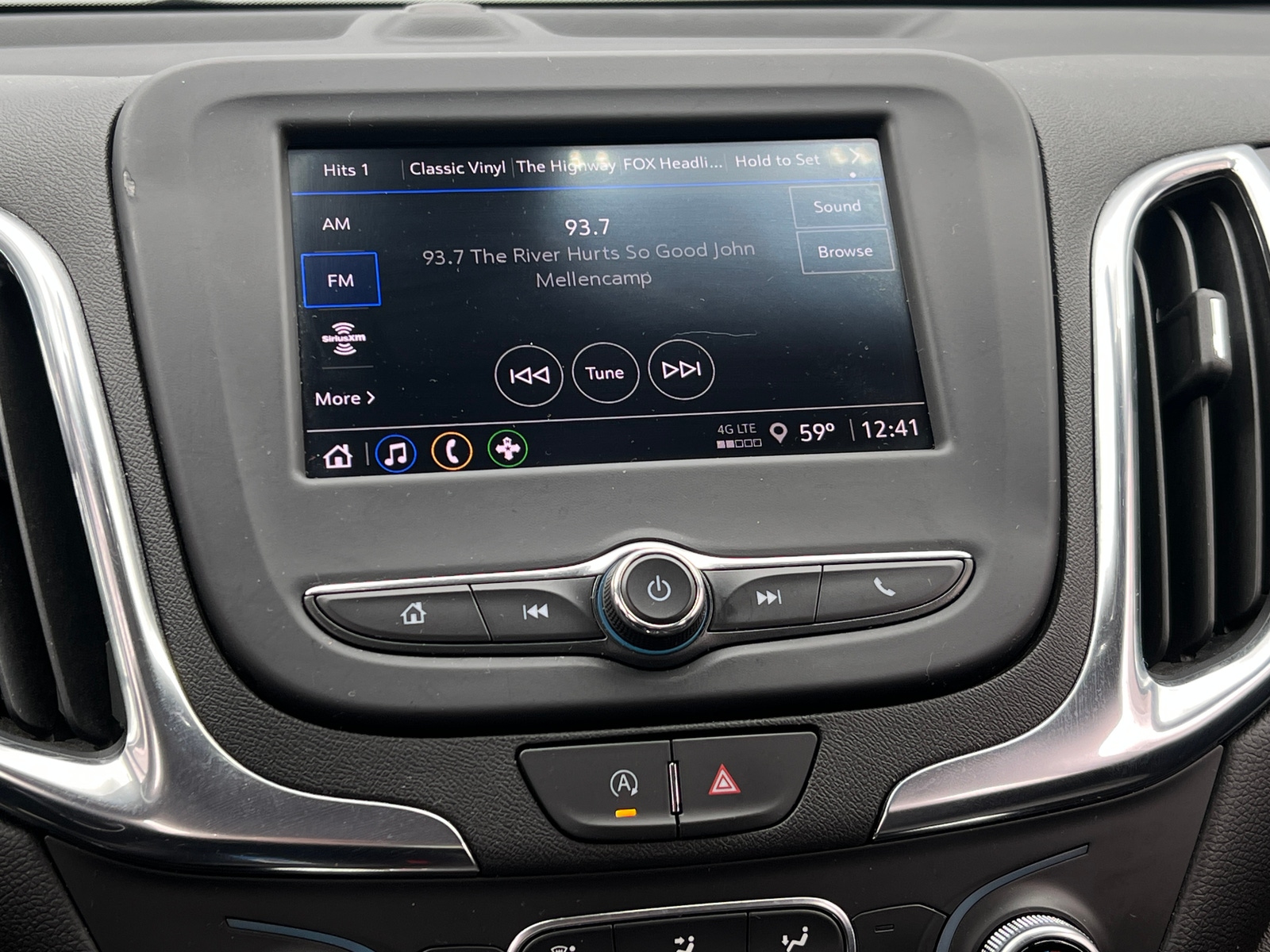 Thumbnail: 2023 Chevrolet Equinox - 4