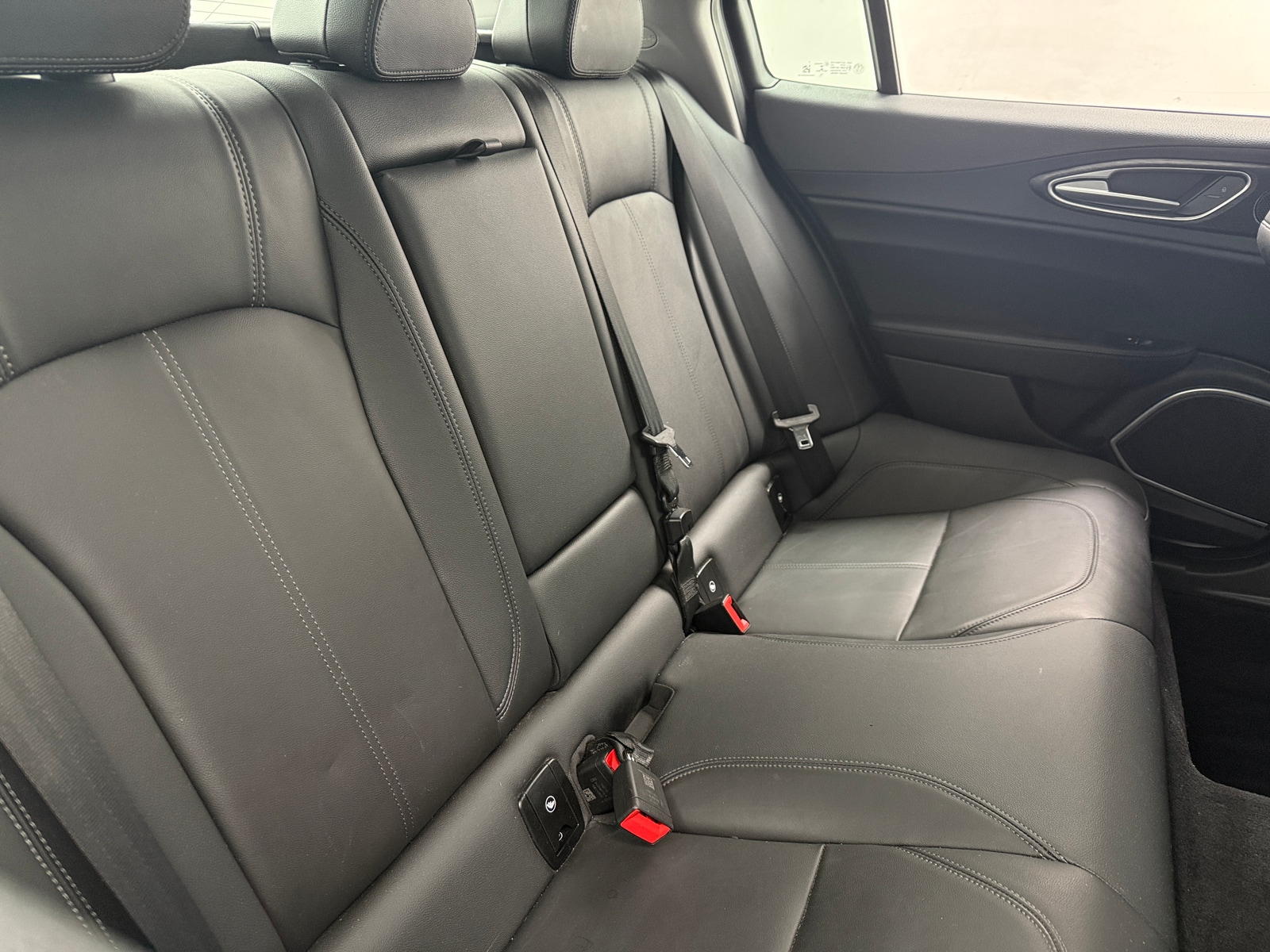 Thumbnail: 2020 Alfa Romeo Giulia - 5