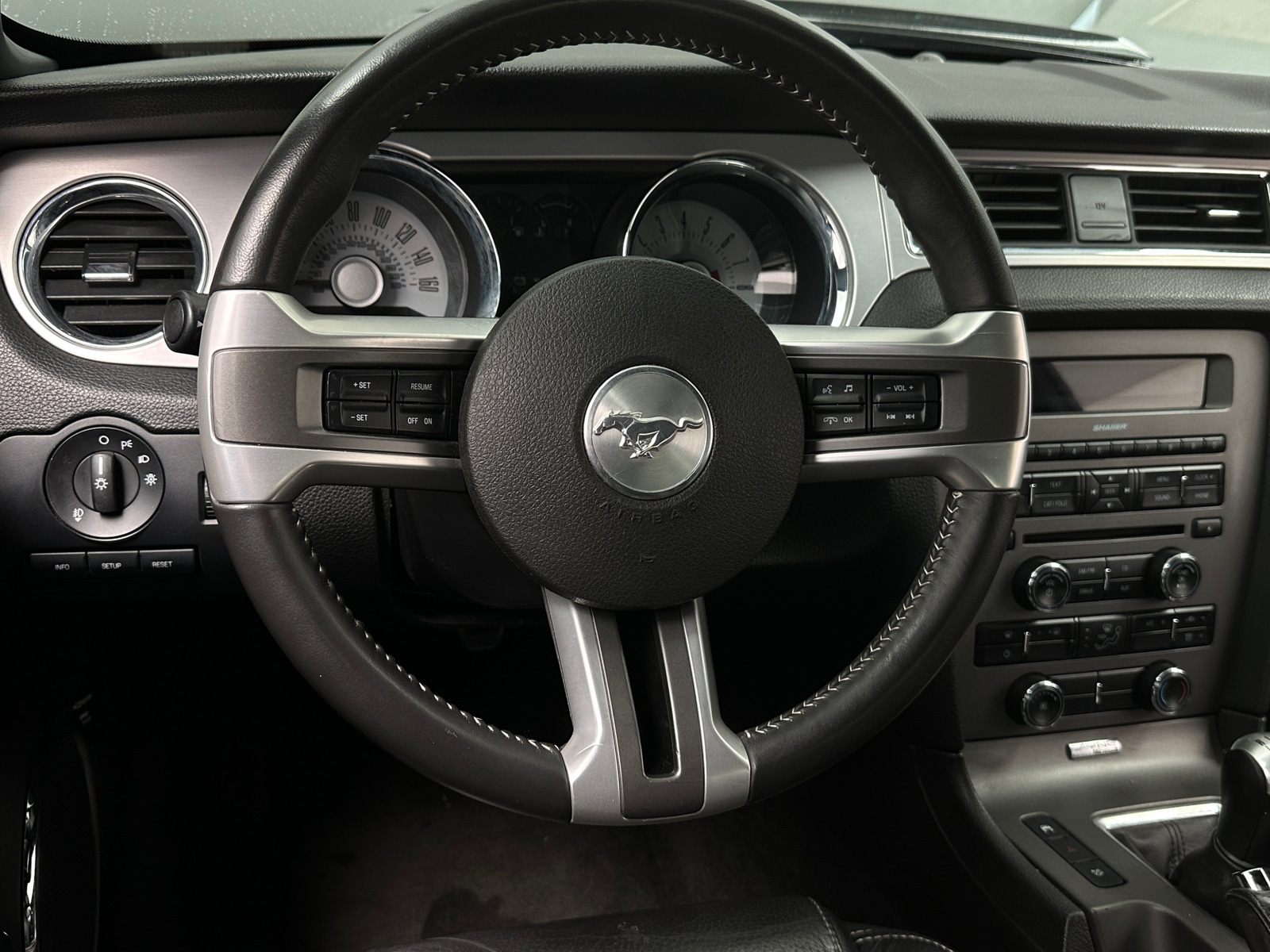 Thumbnail: 2011 Ford Mustang - 4