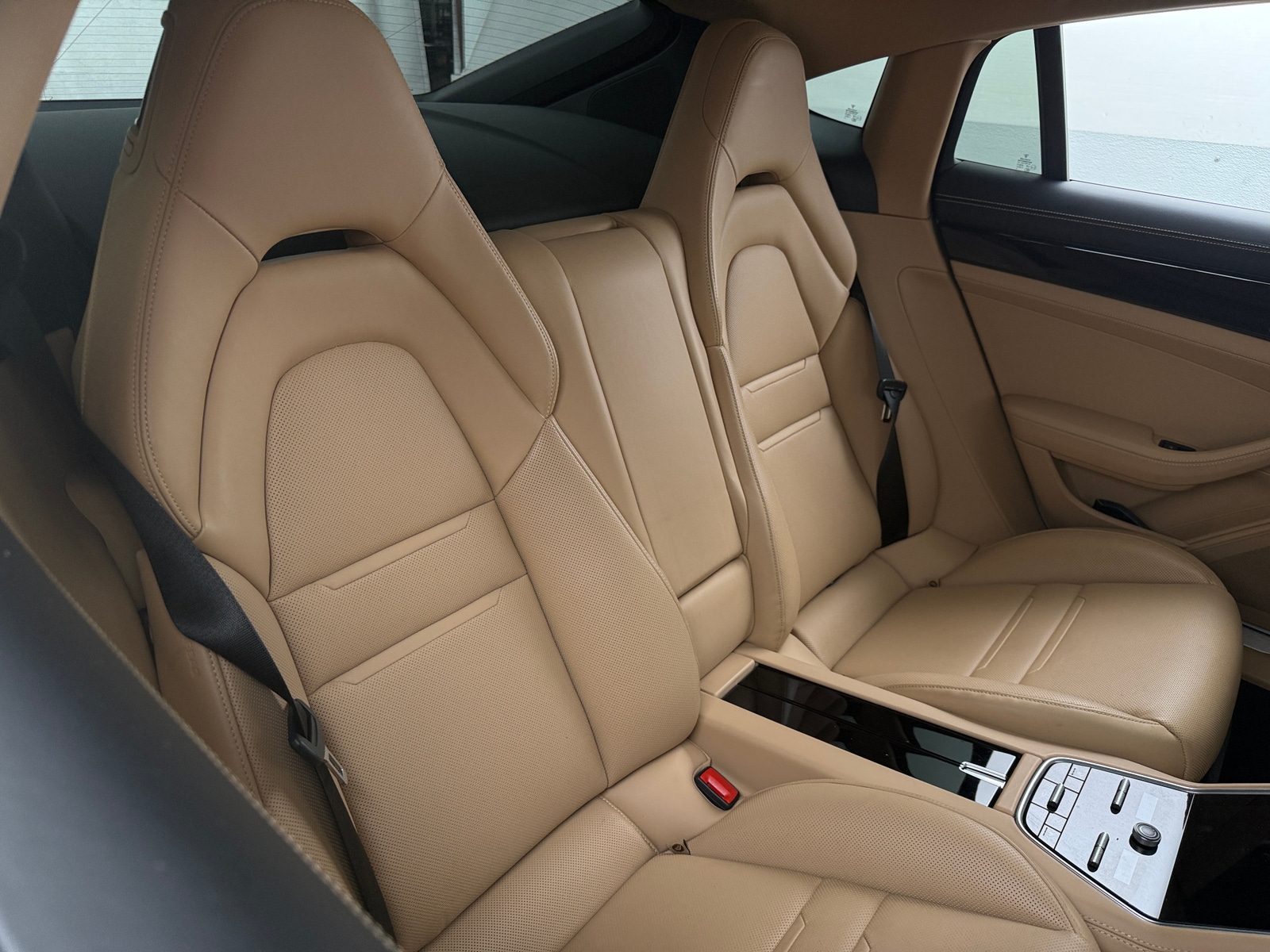 Thumbnail: 2018 Porsche Panamera - 5