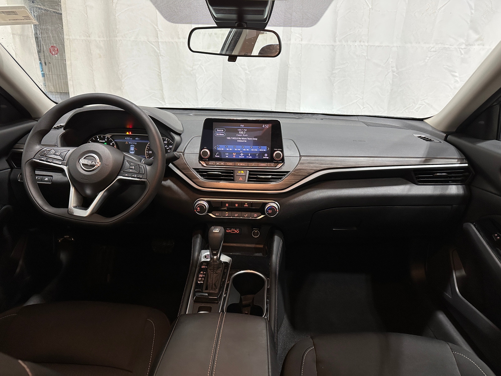 Thumbnail: 2023 Nissan Altima - 3