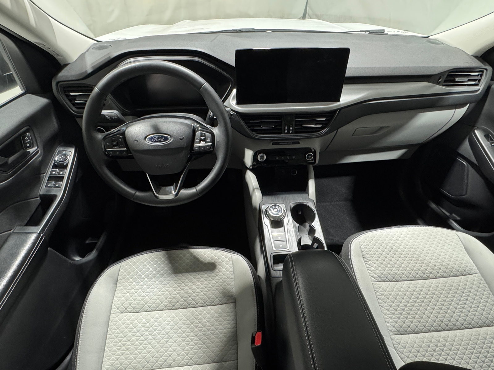 Thumbnail: 2023 Ford Escape - 3